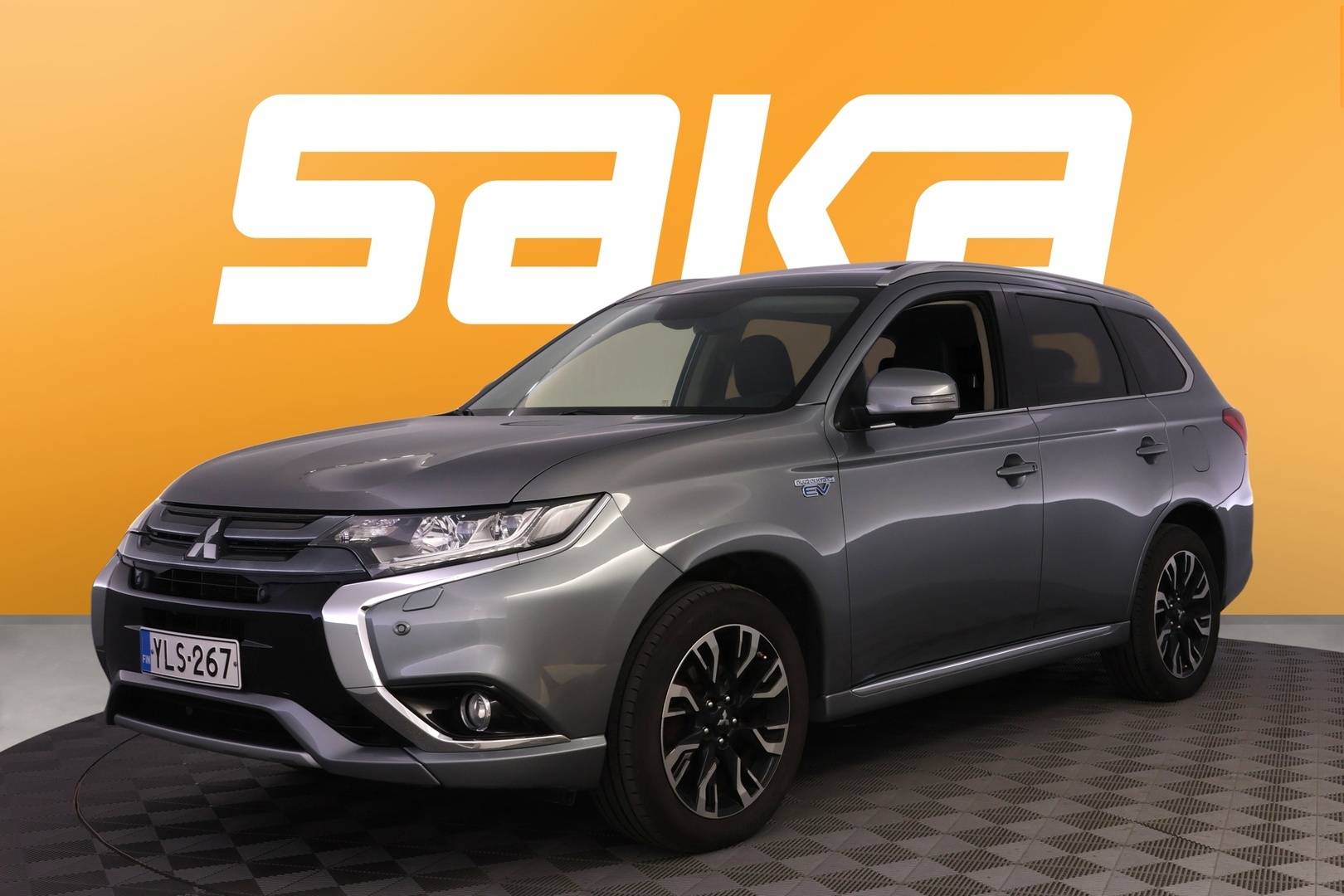 MITSUBISHI Outlander PHEV 2016