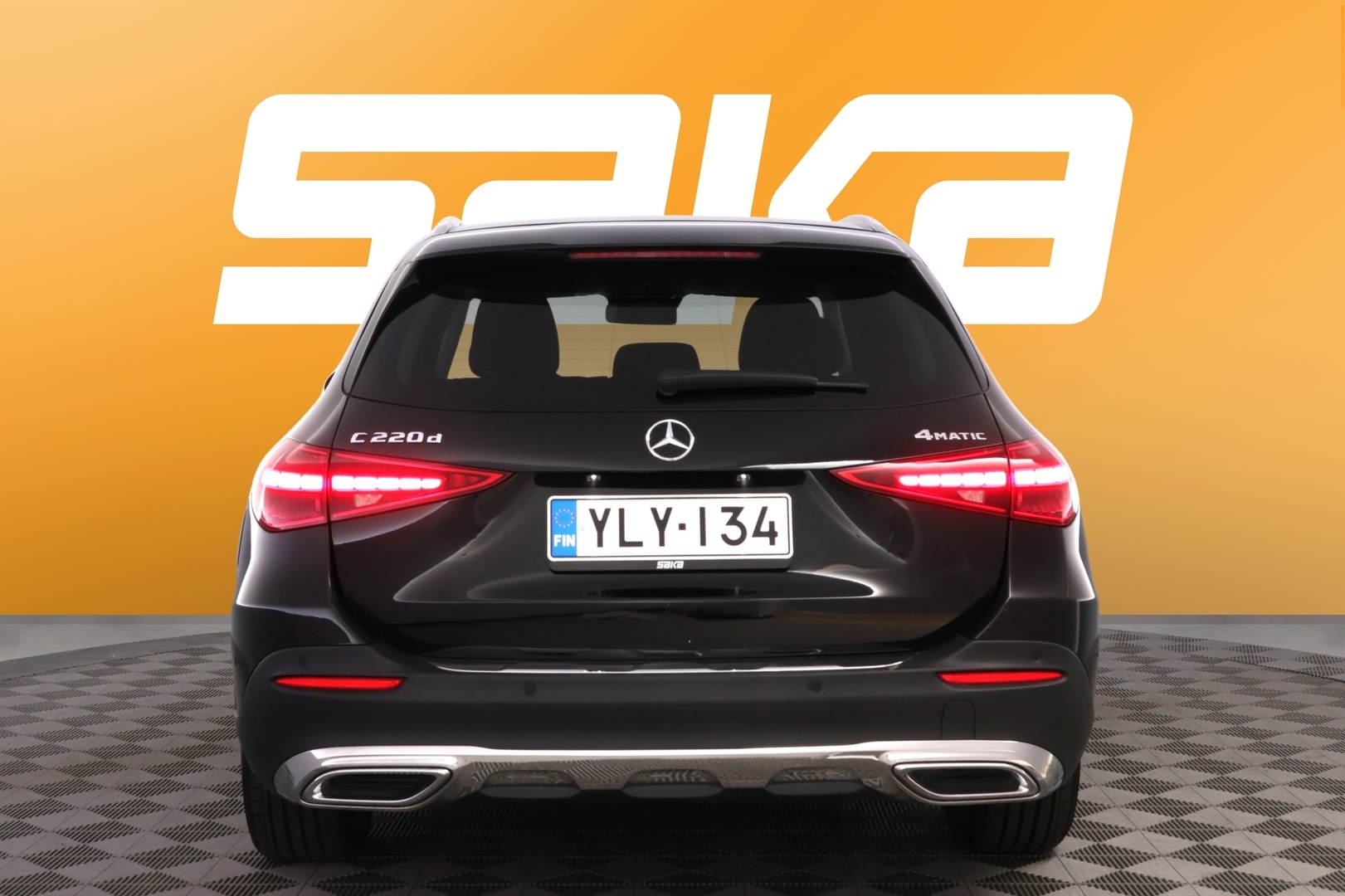 MERCEDES-BENZ C 2023