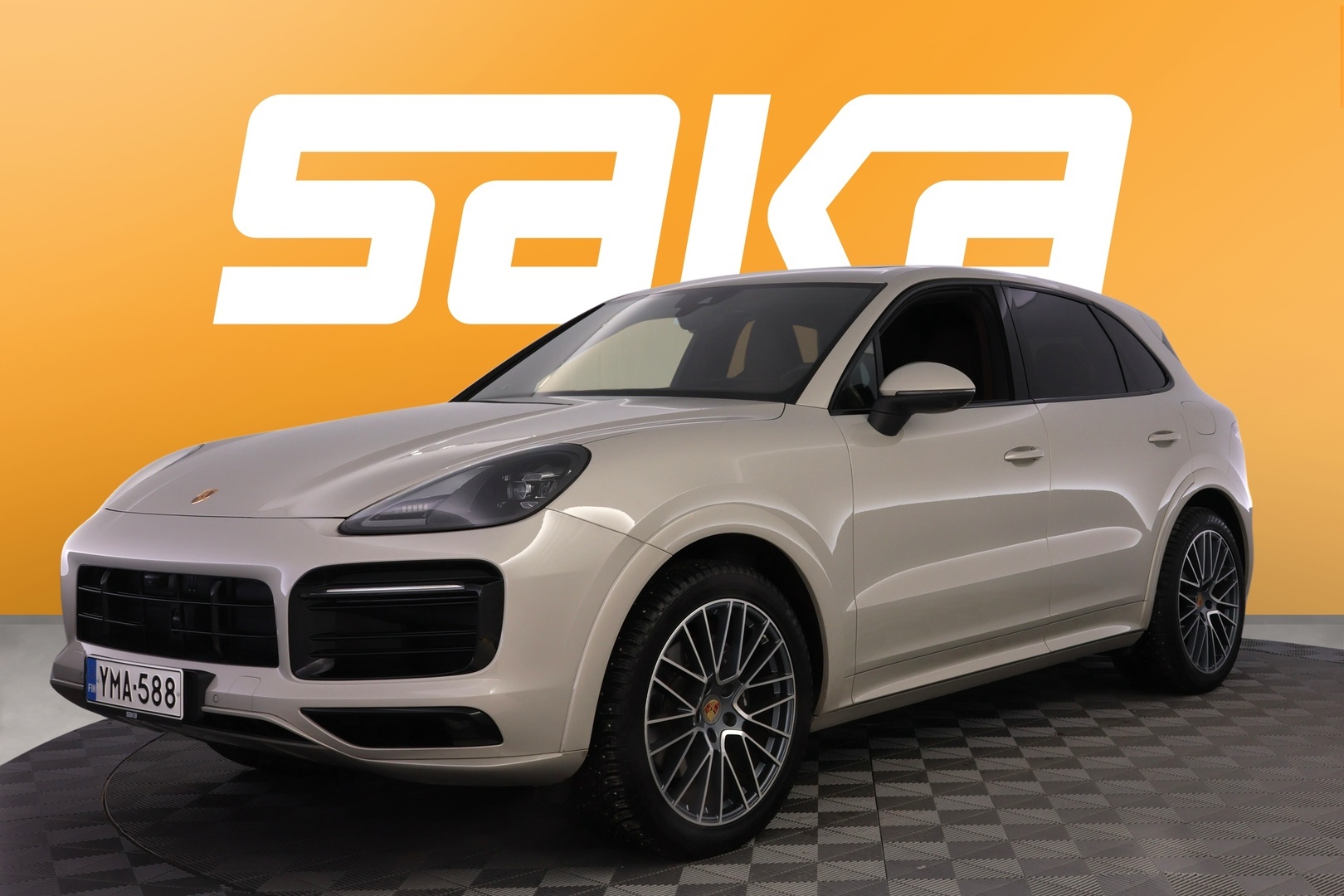 PORSCHE Cayenne 2023