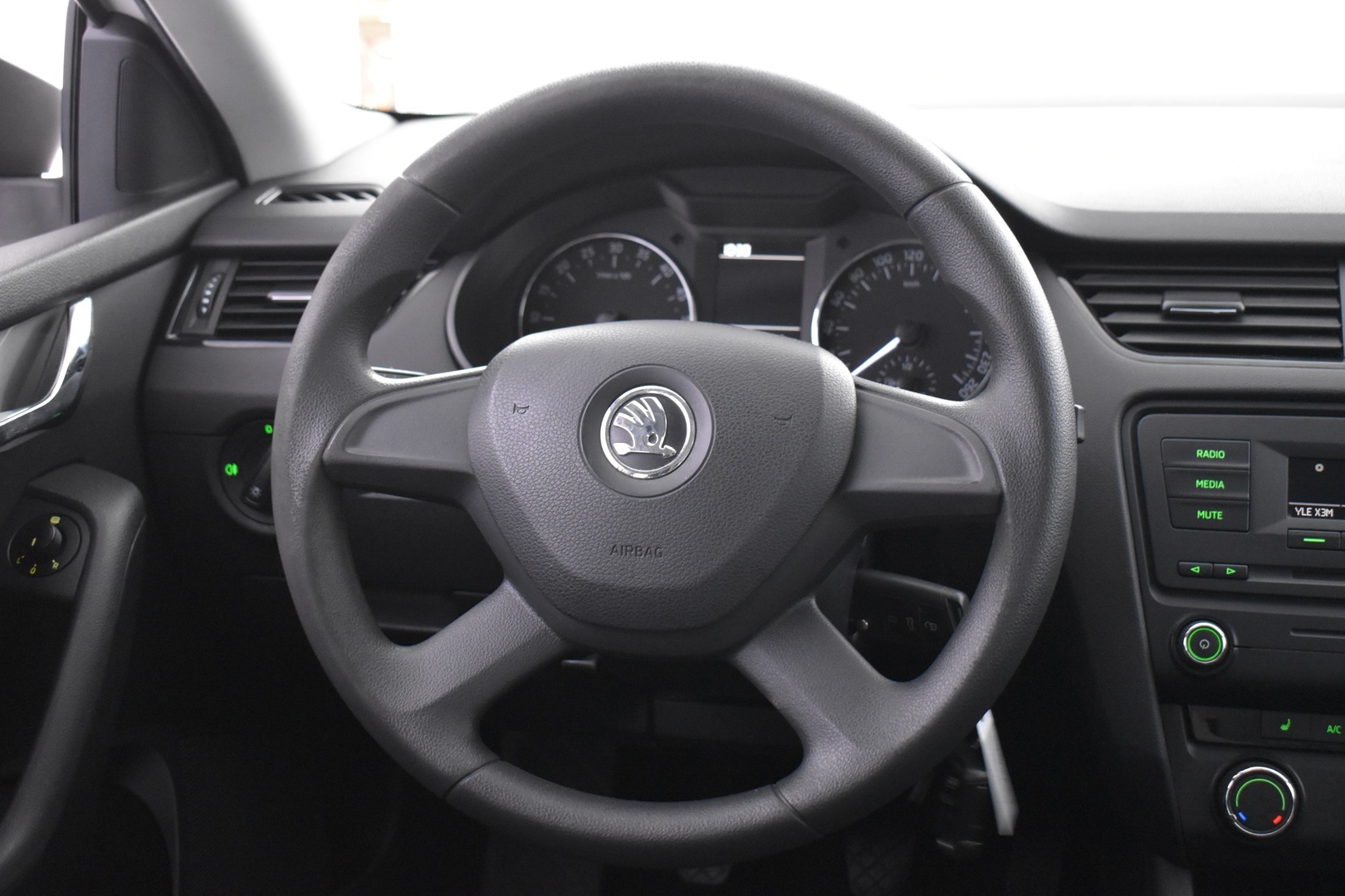 SKODA Octavia 2014
