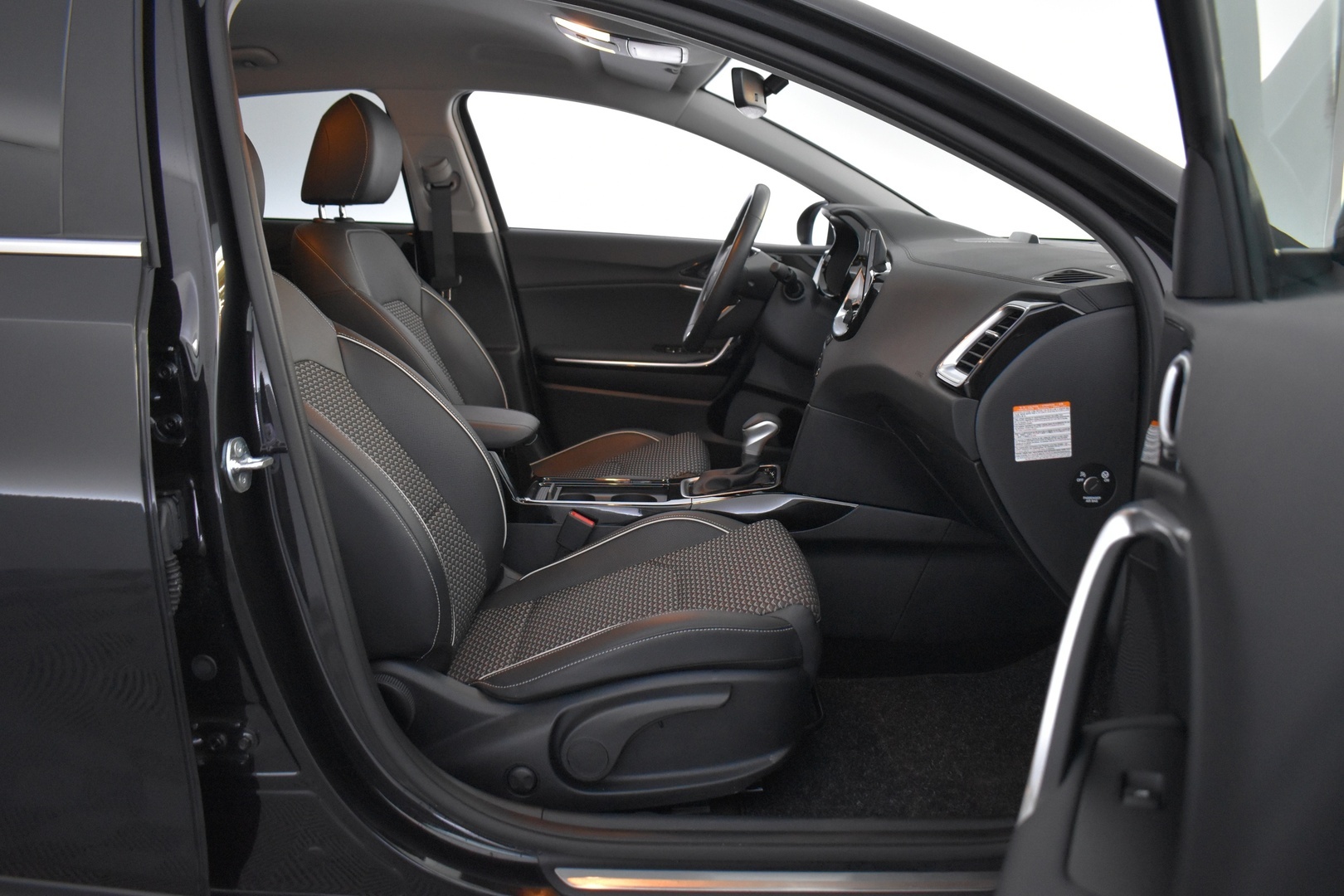 KIA XCeed 2025