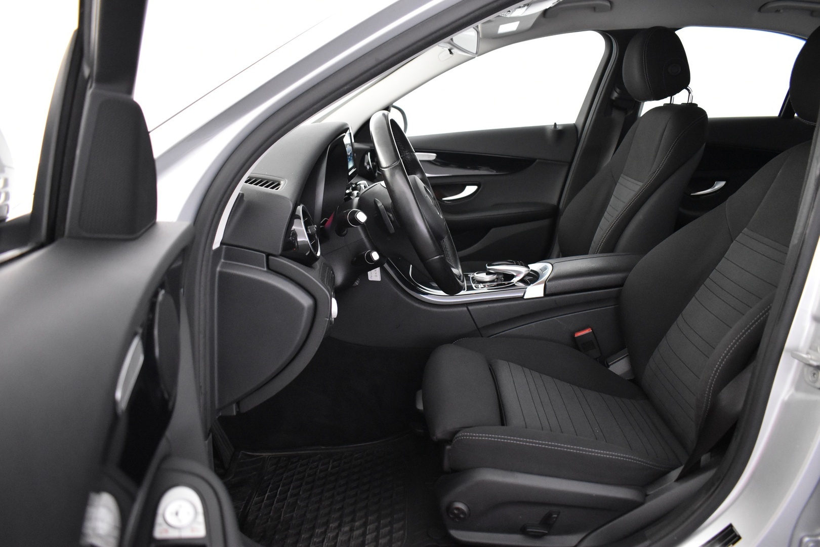 MERCEDES-BENZ C 2016
