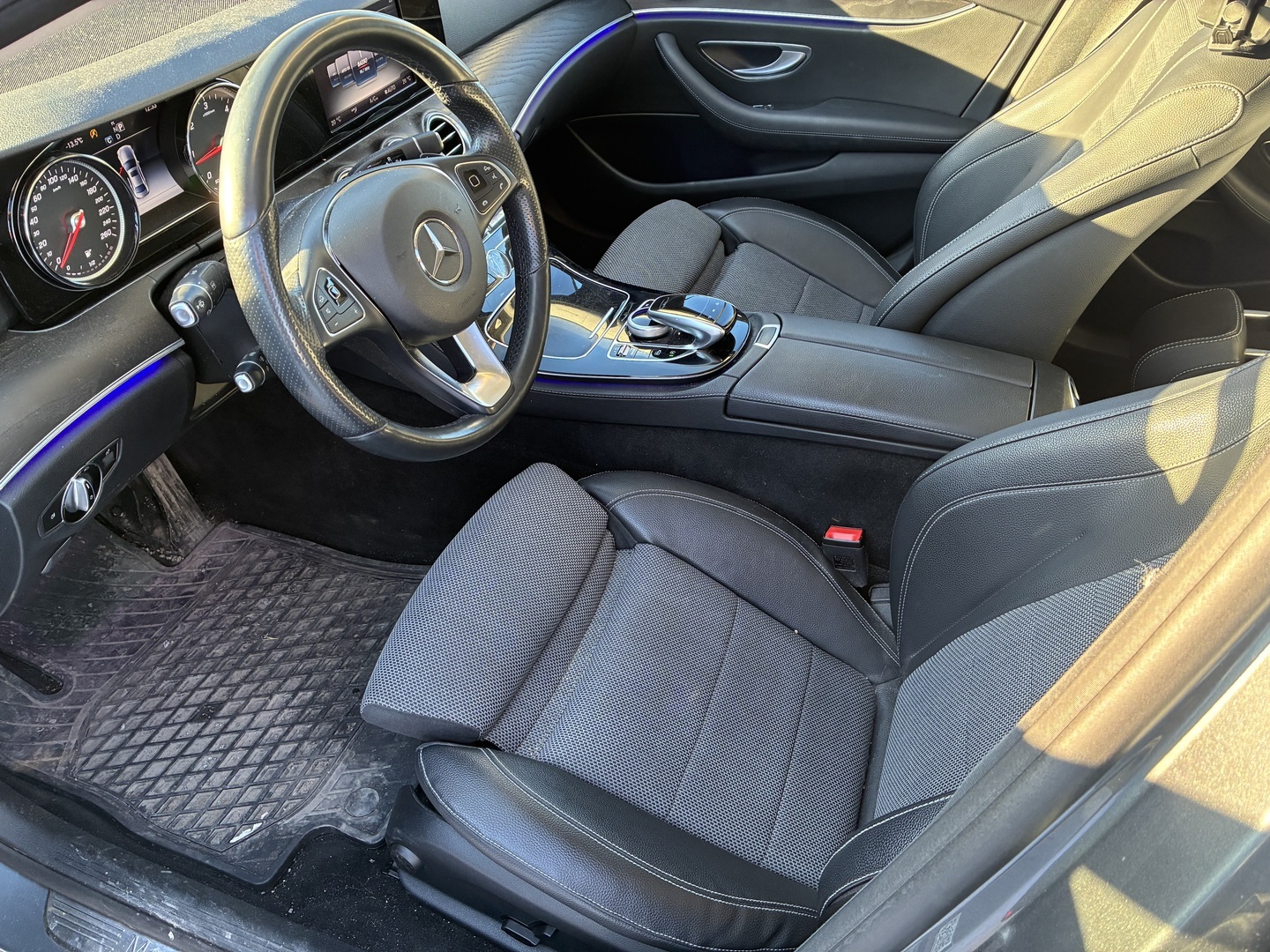 MERCEDES-BENZ E 2017