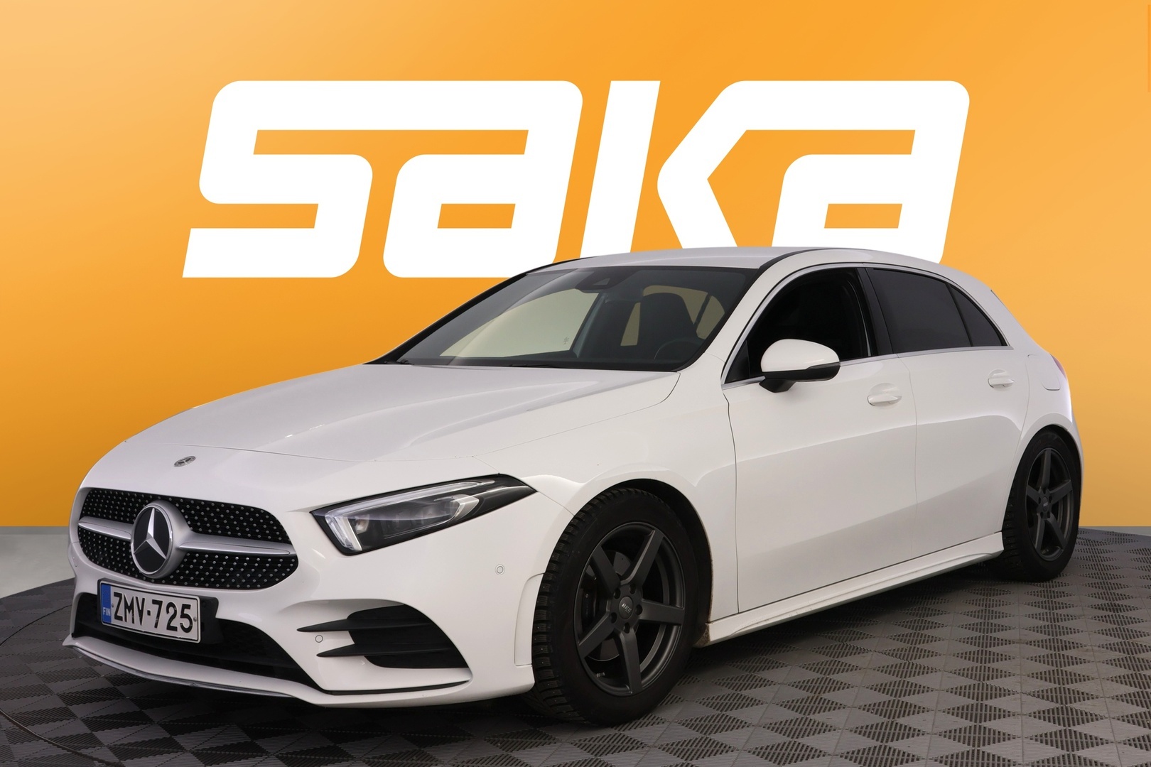 MERCEDES-BENZ A 2019