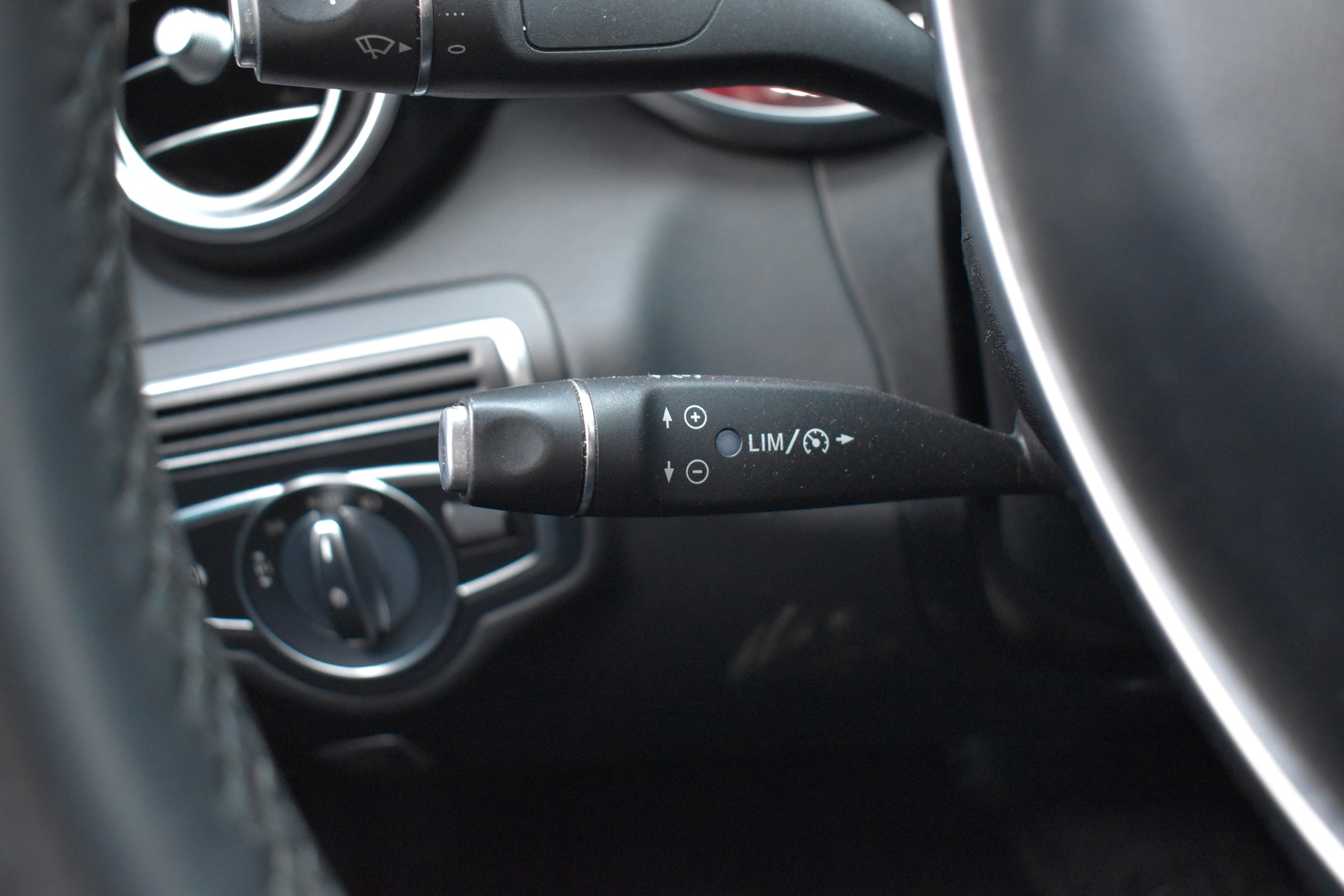 MERCEDES-BENZ C 2018