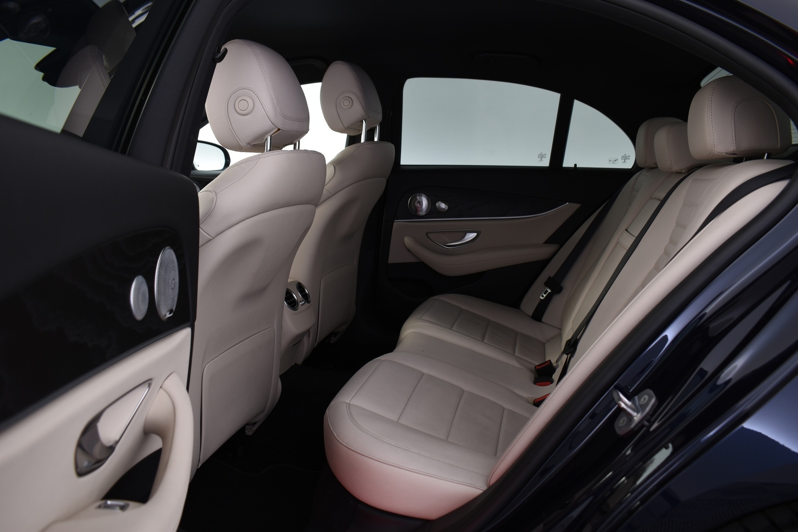 MERCEDES-BENZ E 2017