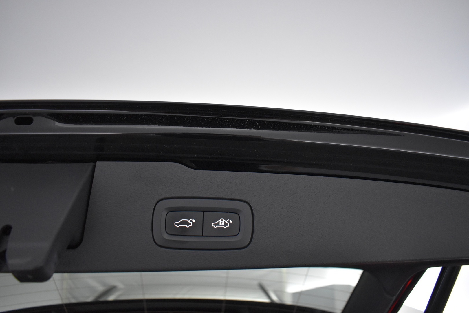 VOLVO V60 2022
