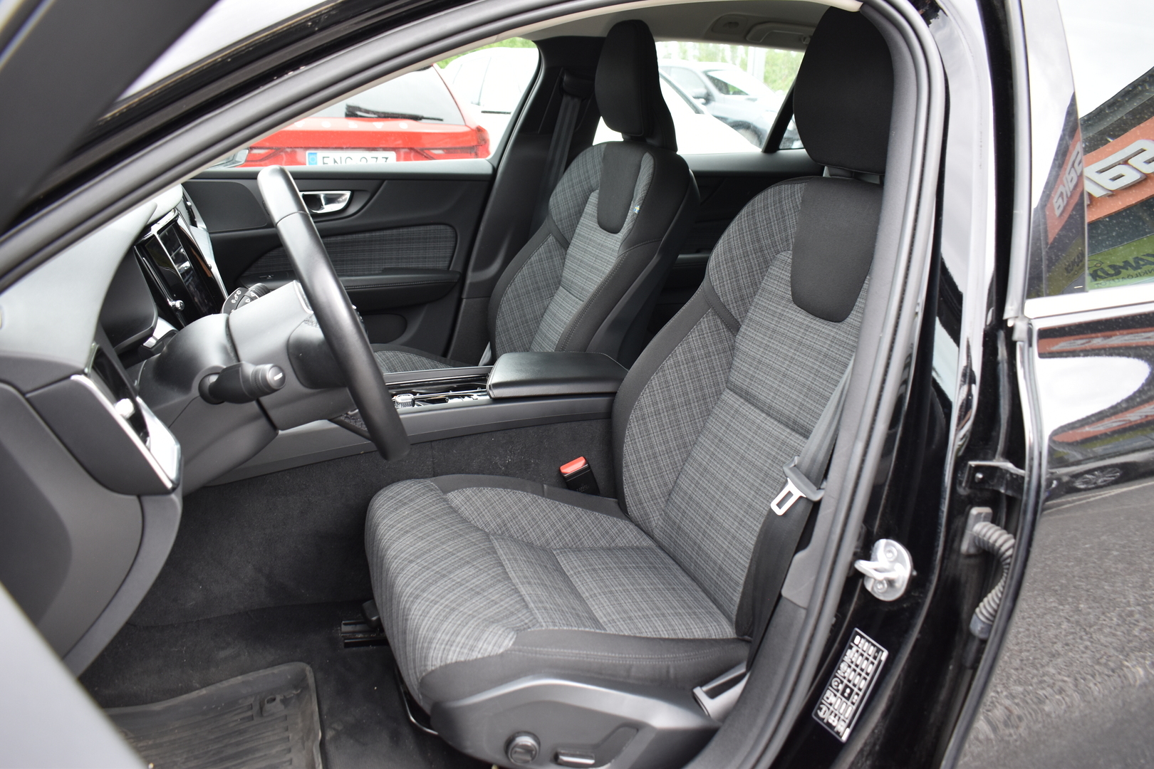 VOLVO V60 2022
