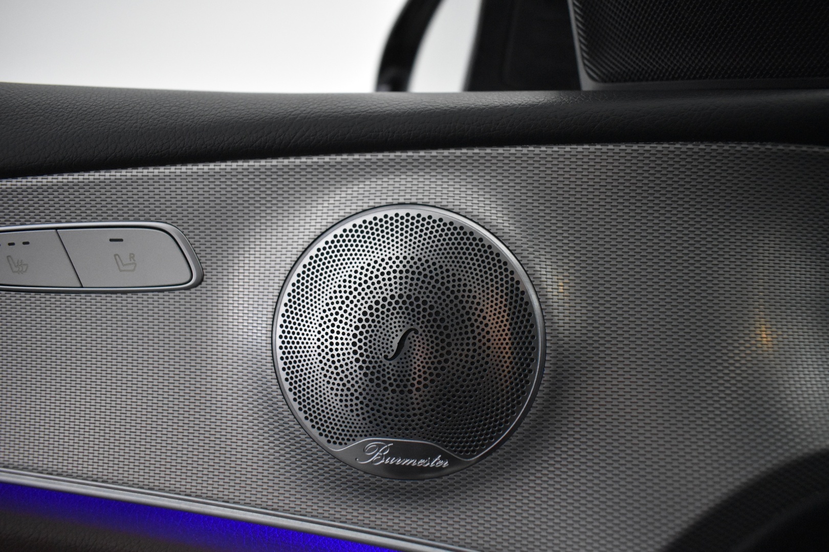 MERCEDES-BENZ E 2016