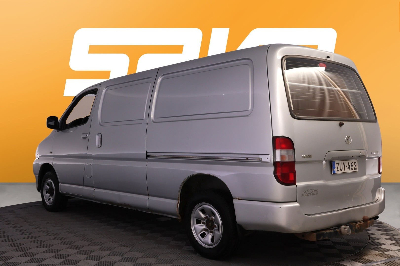 TOYOTA Hiace 2008