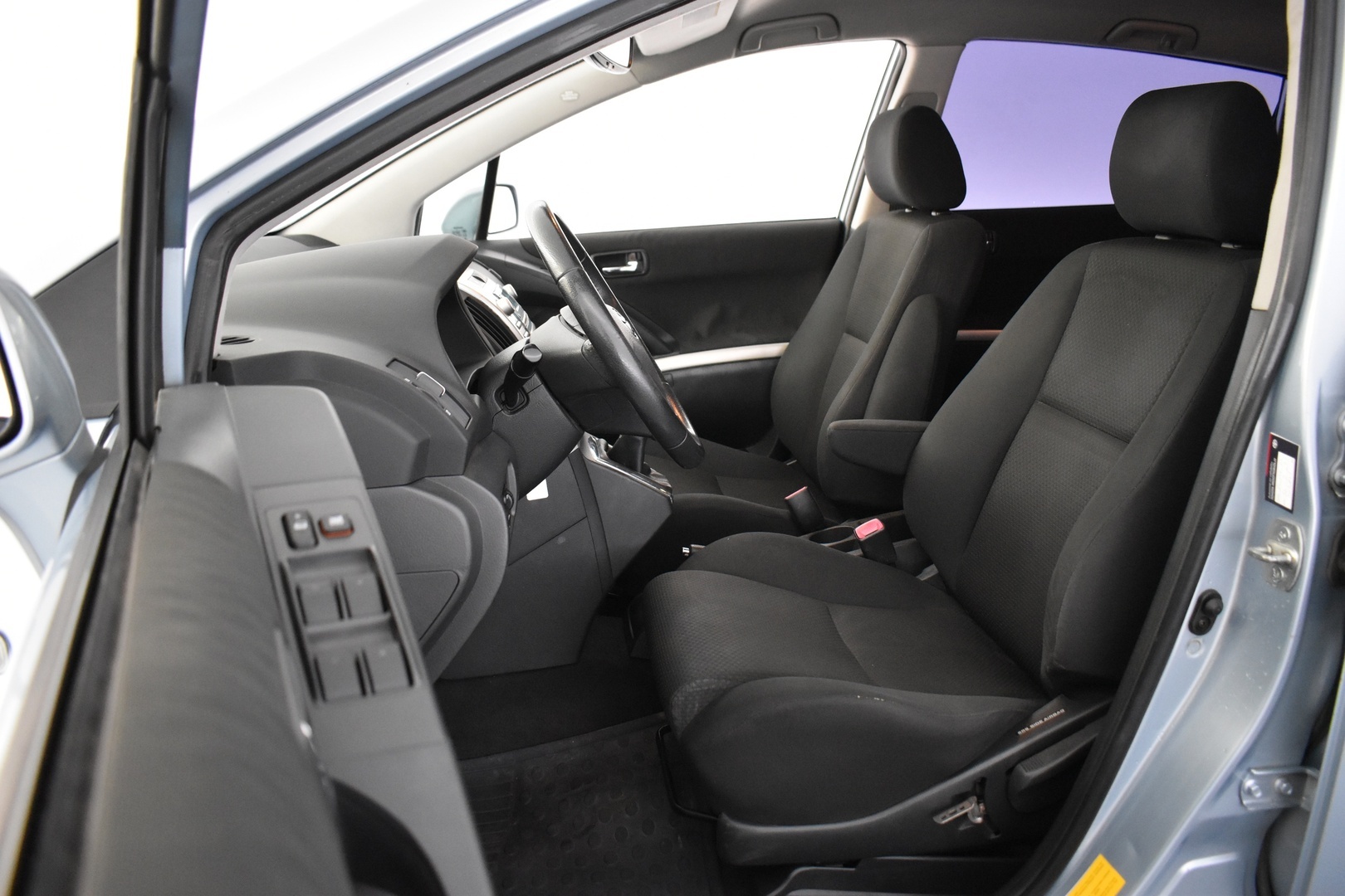 TOYOTA Corolla Verso 2005