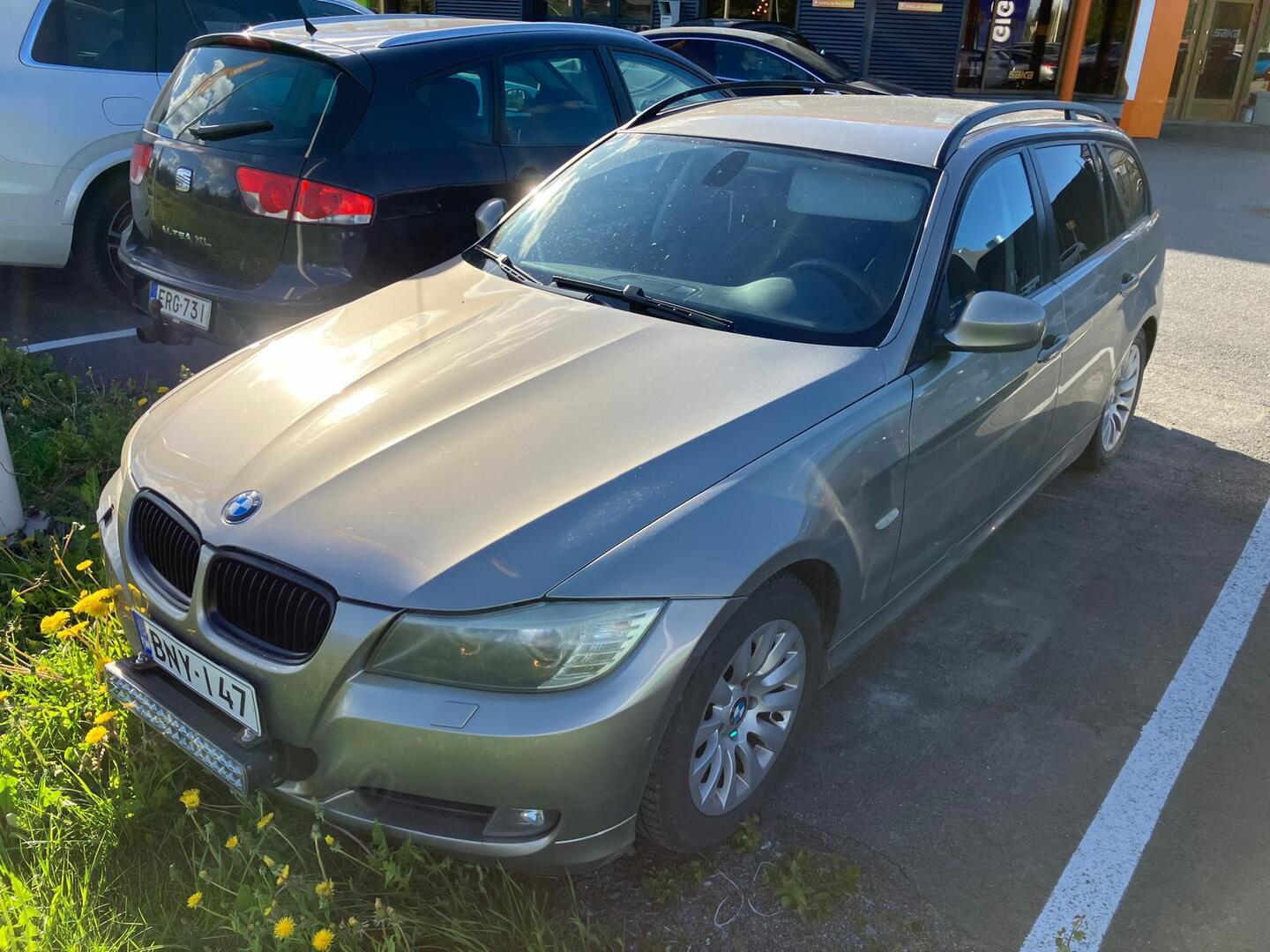 BMW 318 2008