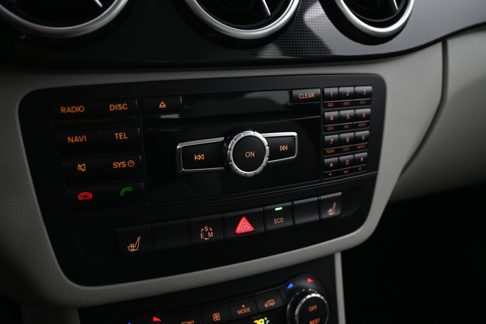 MERCEDES-BENZ B 2014