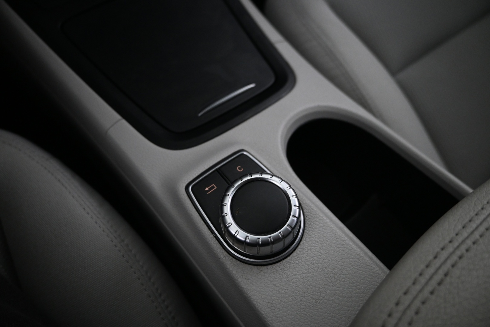 MERCEDES-BENZ B 2014