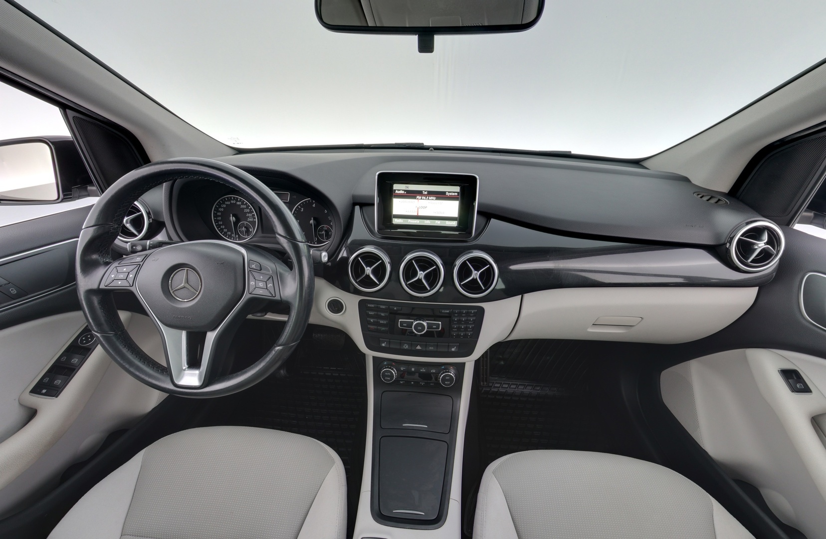 MERCEDES-BENZ B 2014