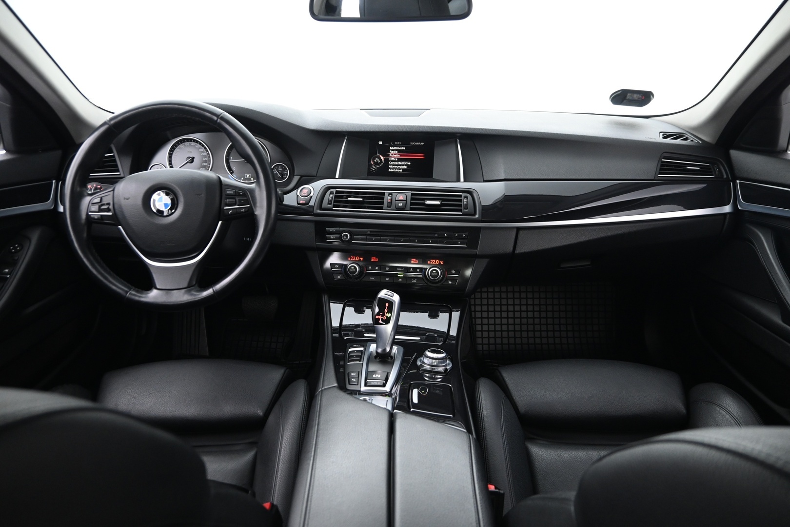 BMW 520 2015