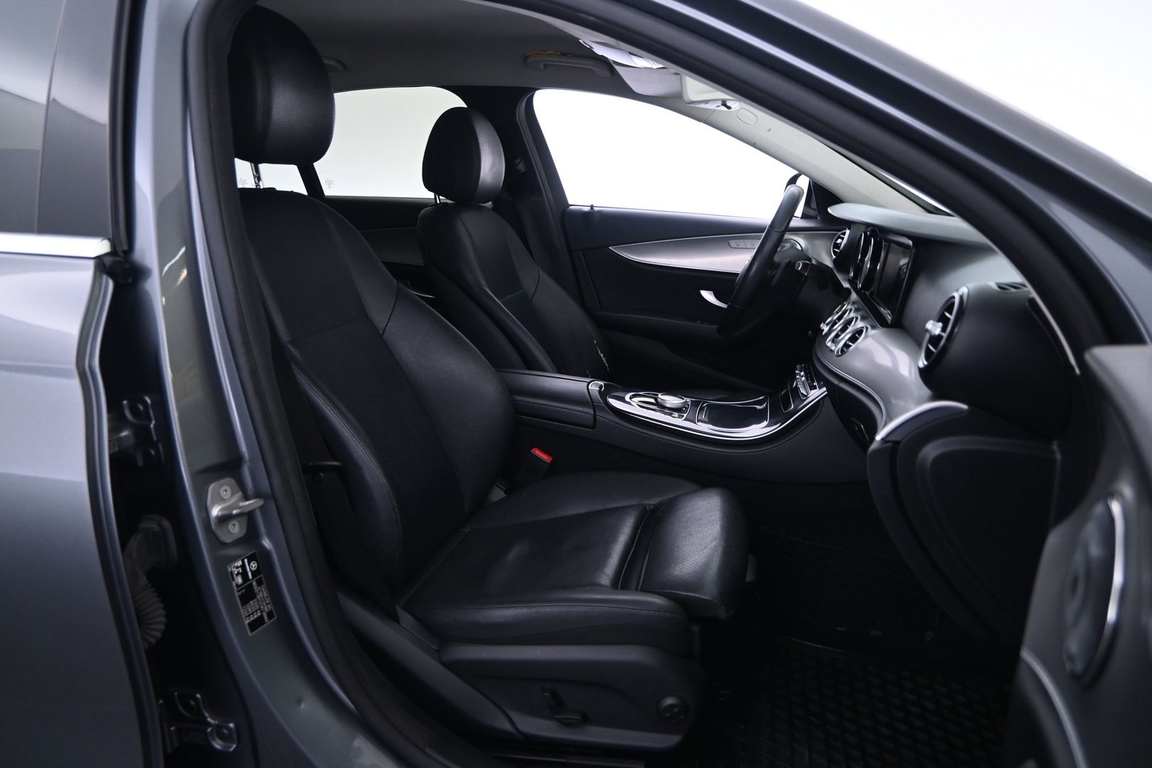 MERCEDES-BENZ E 2017