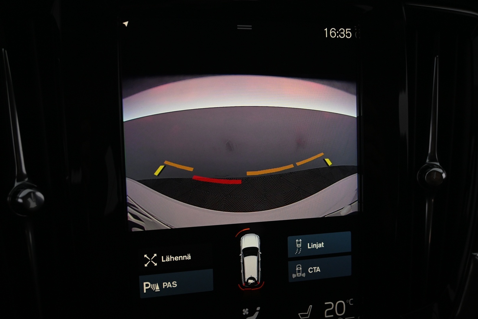 VOLVO V90 2020