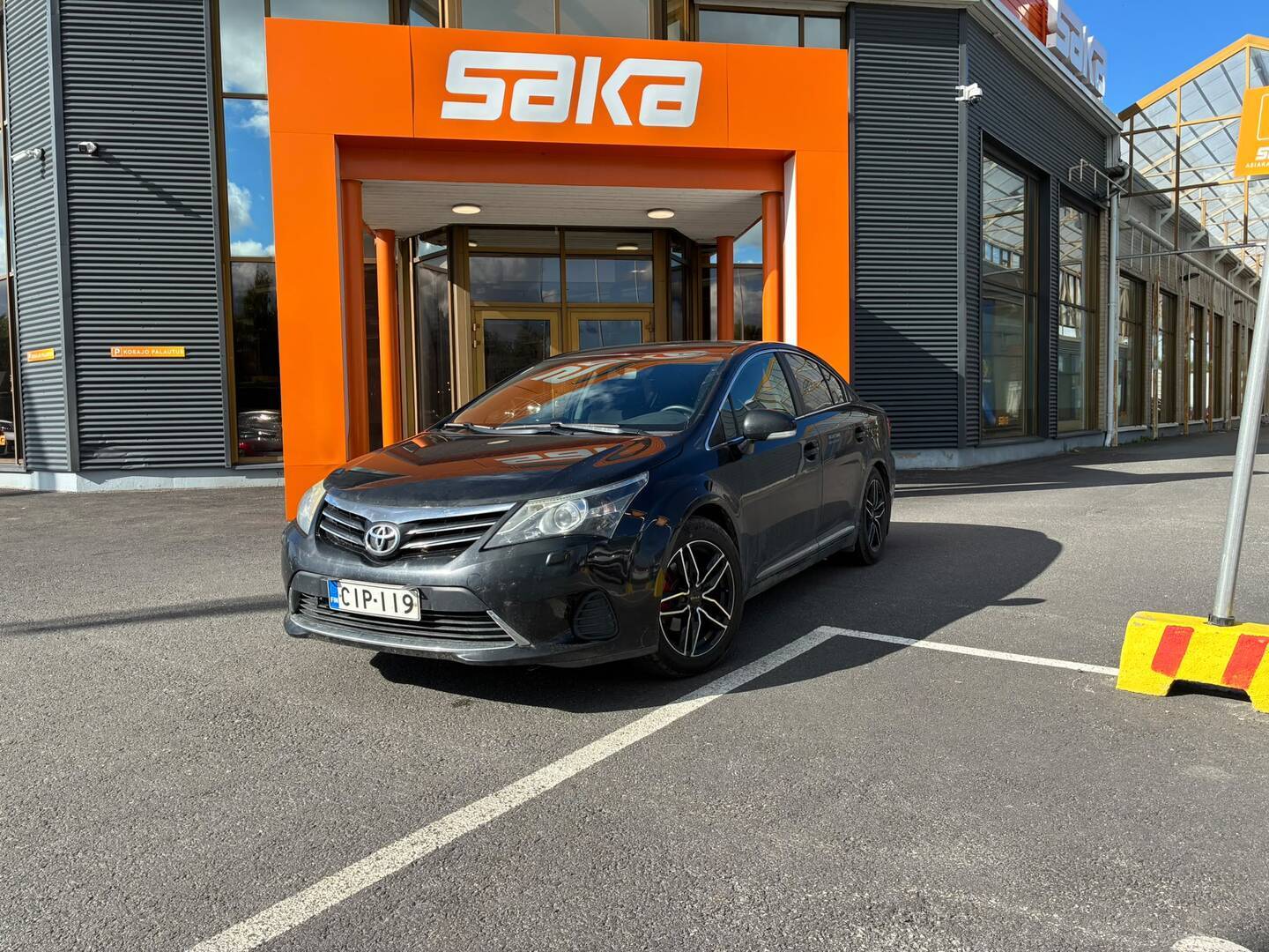TOYOTA Avensis 2012