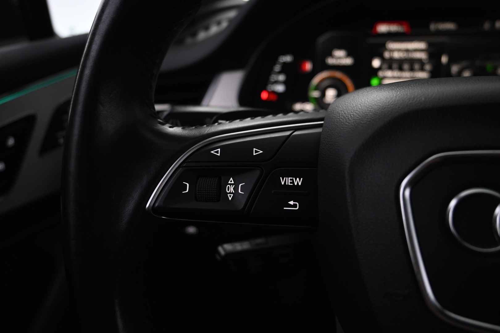 AUDI Q7 2017