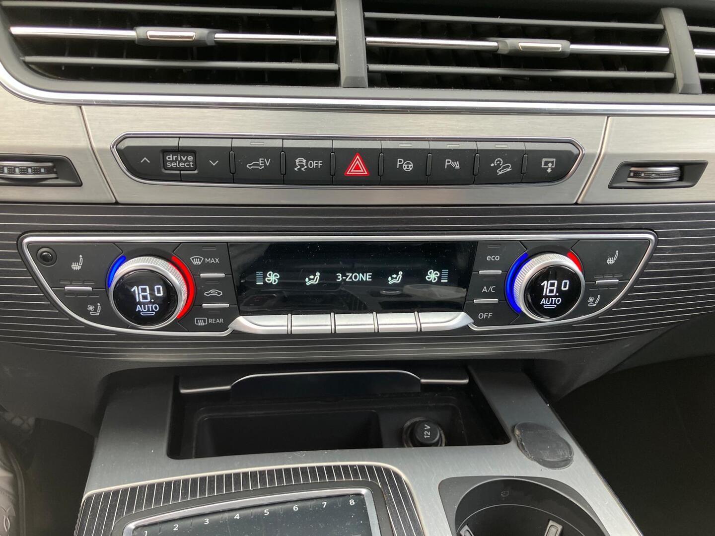 AUDI Q7 2017