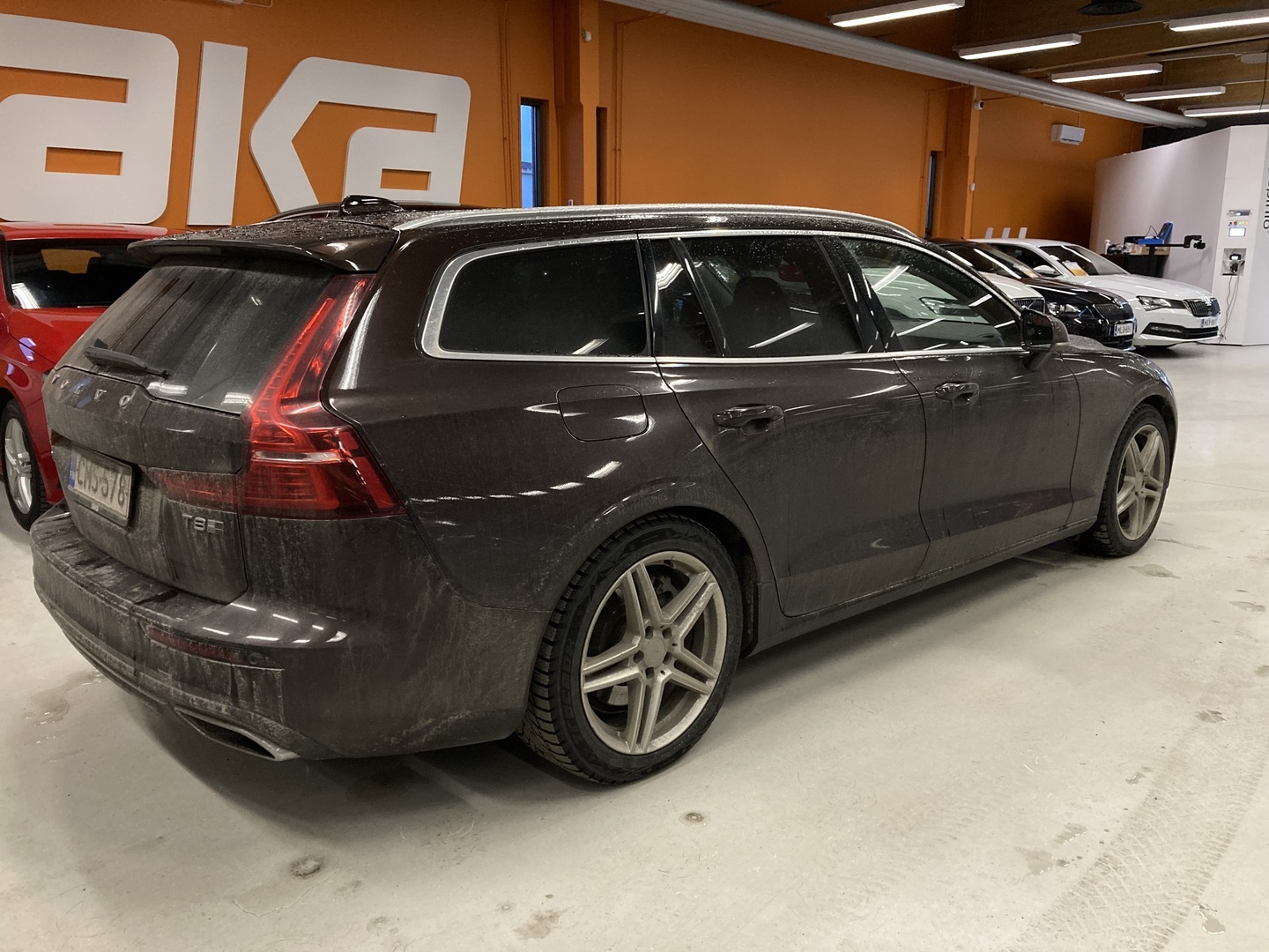 VOLVO V60 2019