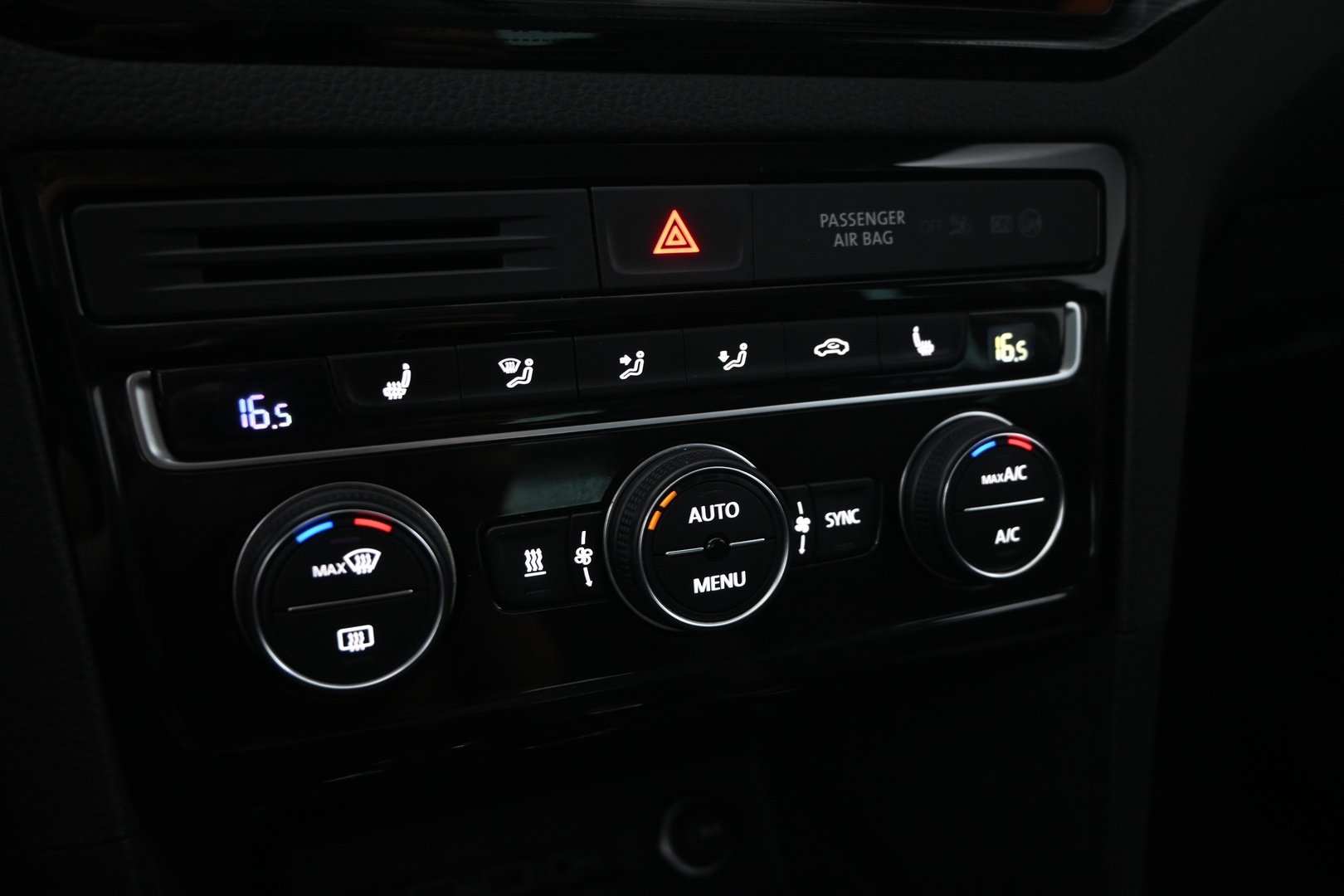 VOLKSWAGEN Golf Sportsvan 2019