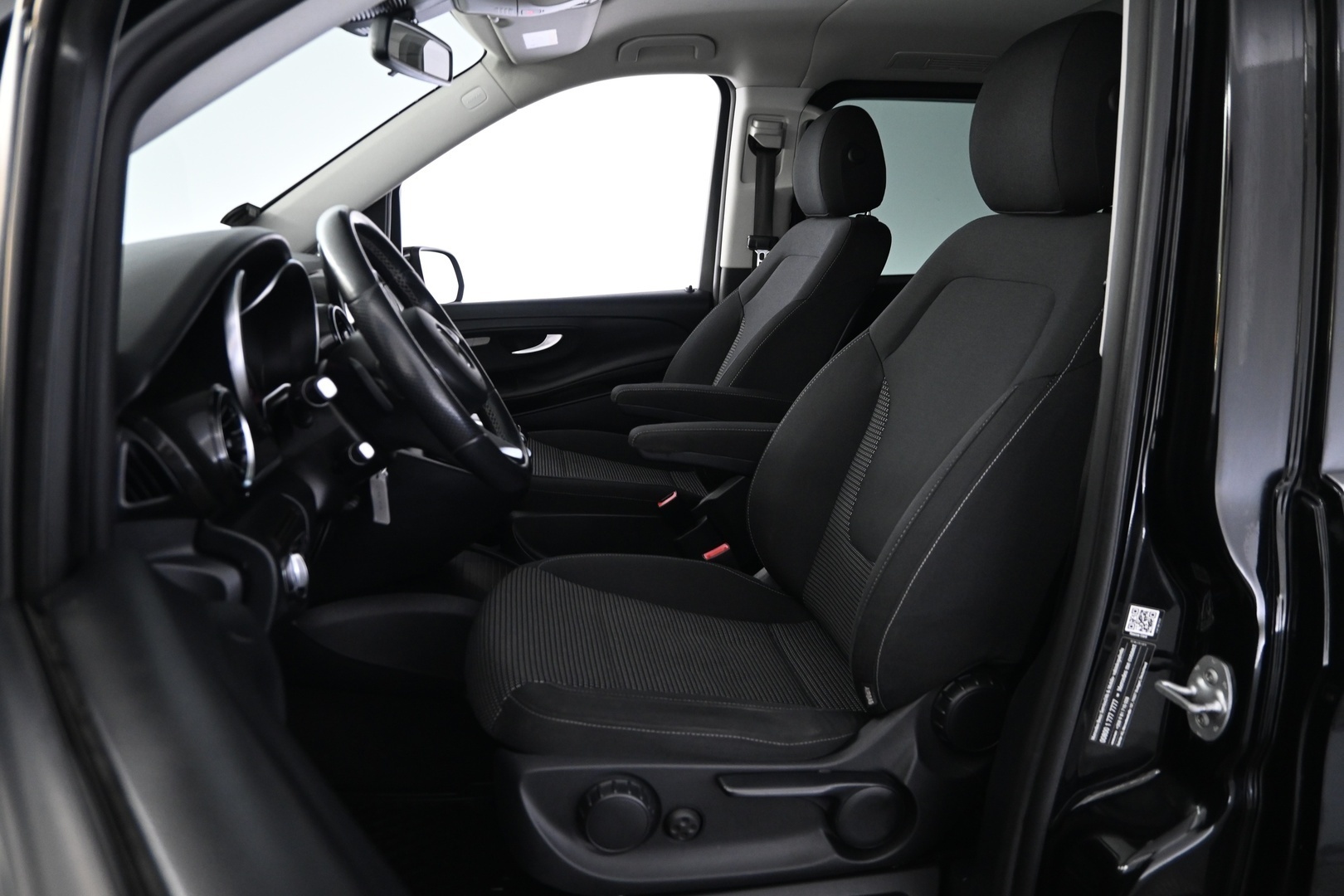 MERCEDES-BENZ V 2020