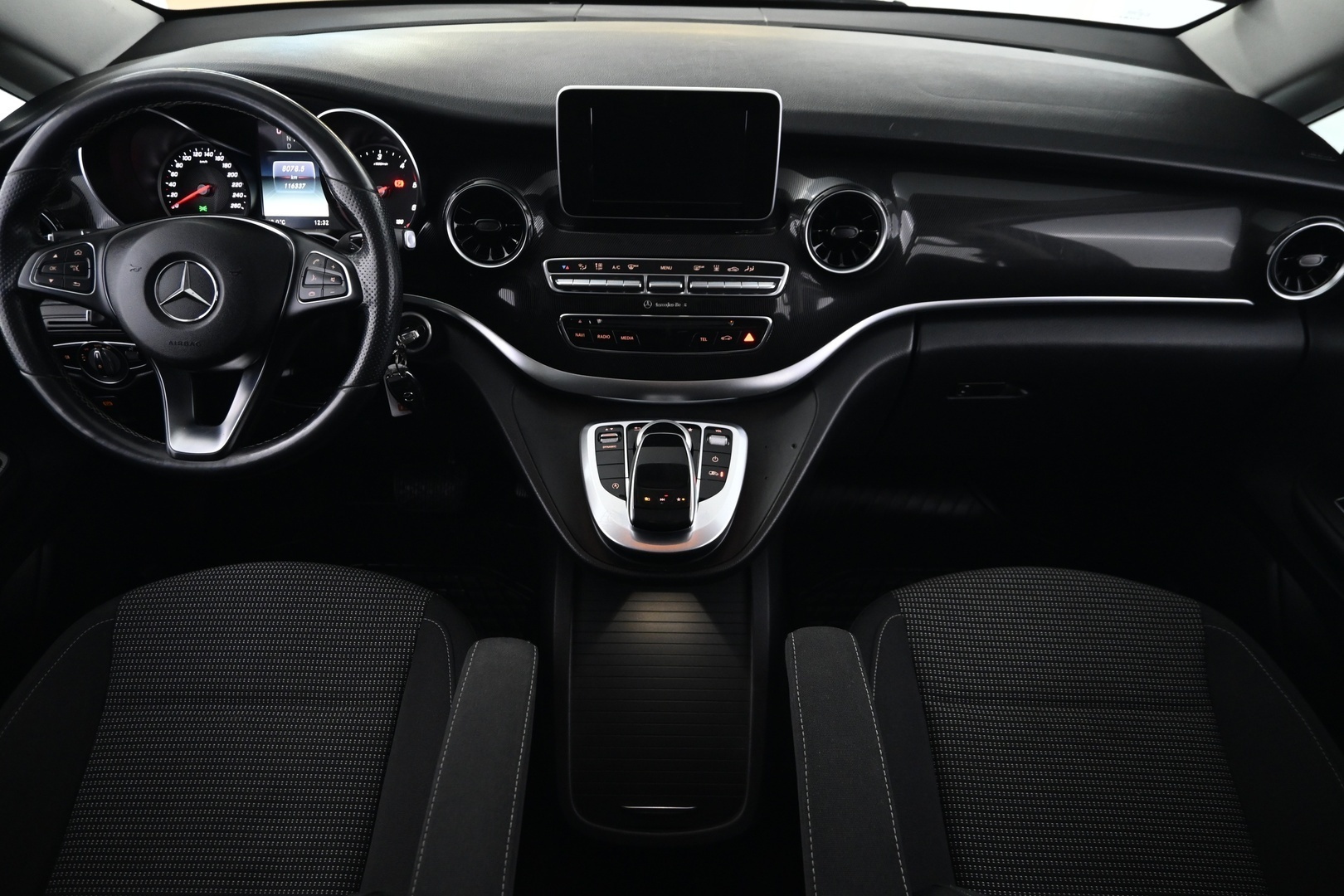 MERCEDES-BENZ V 2020