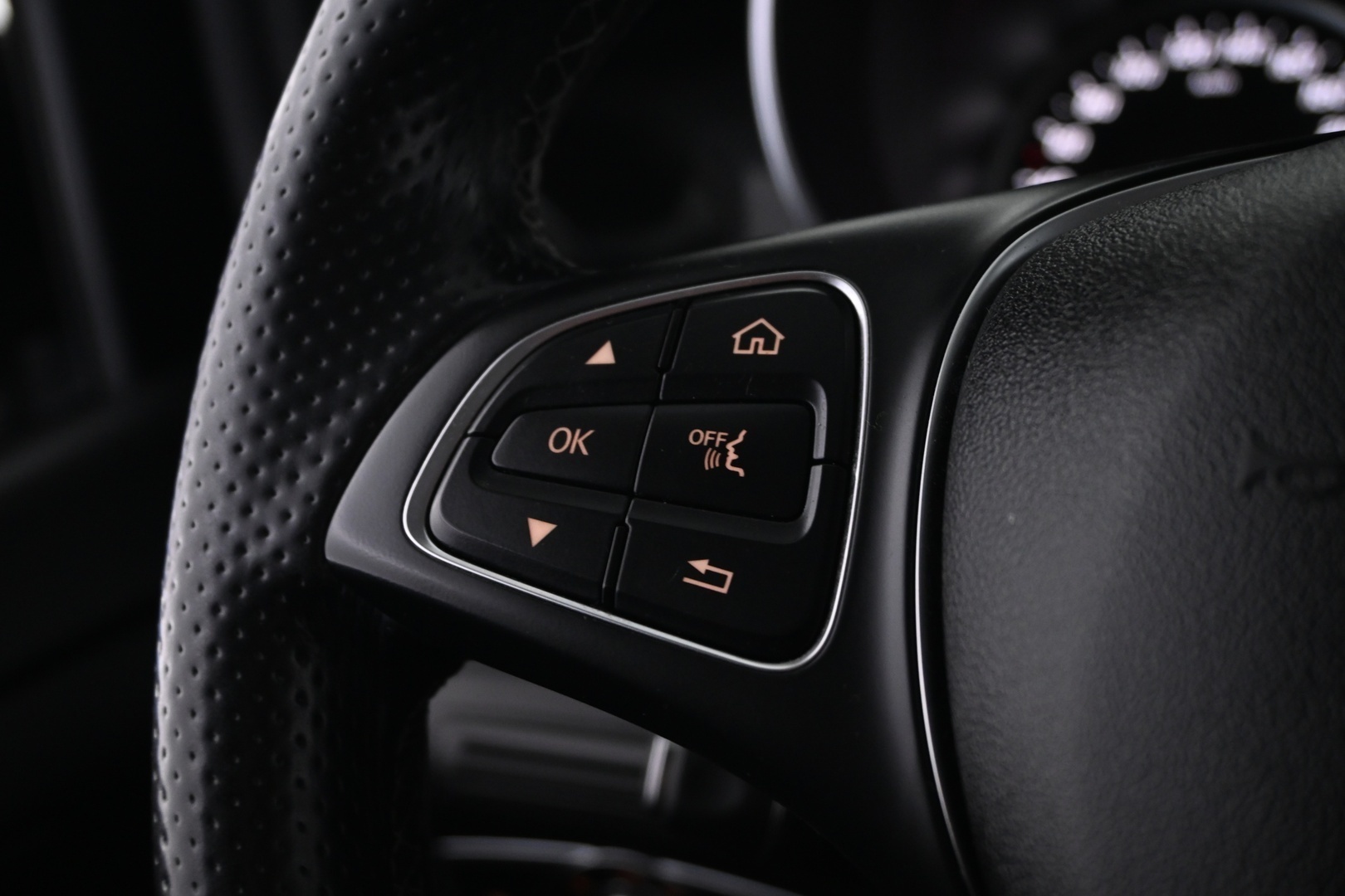 MERCEDES-BENZ V 2020