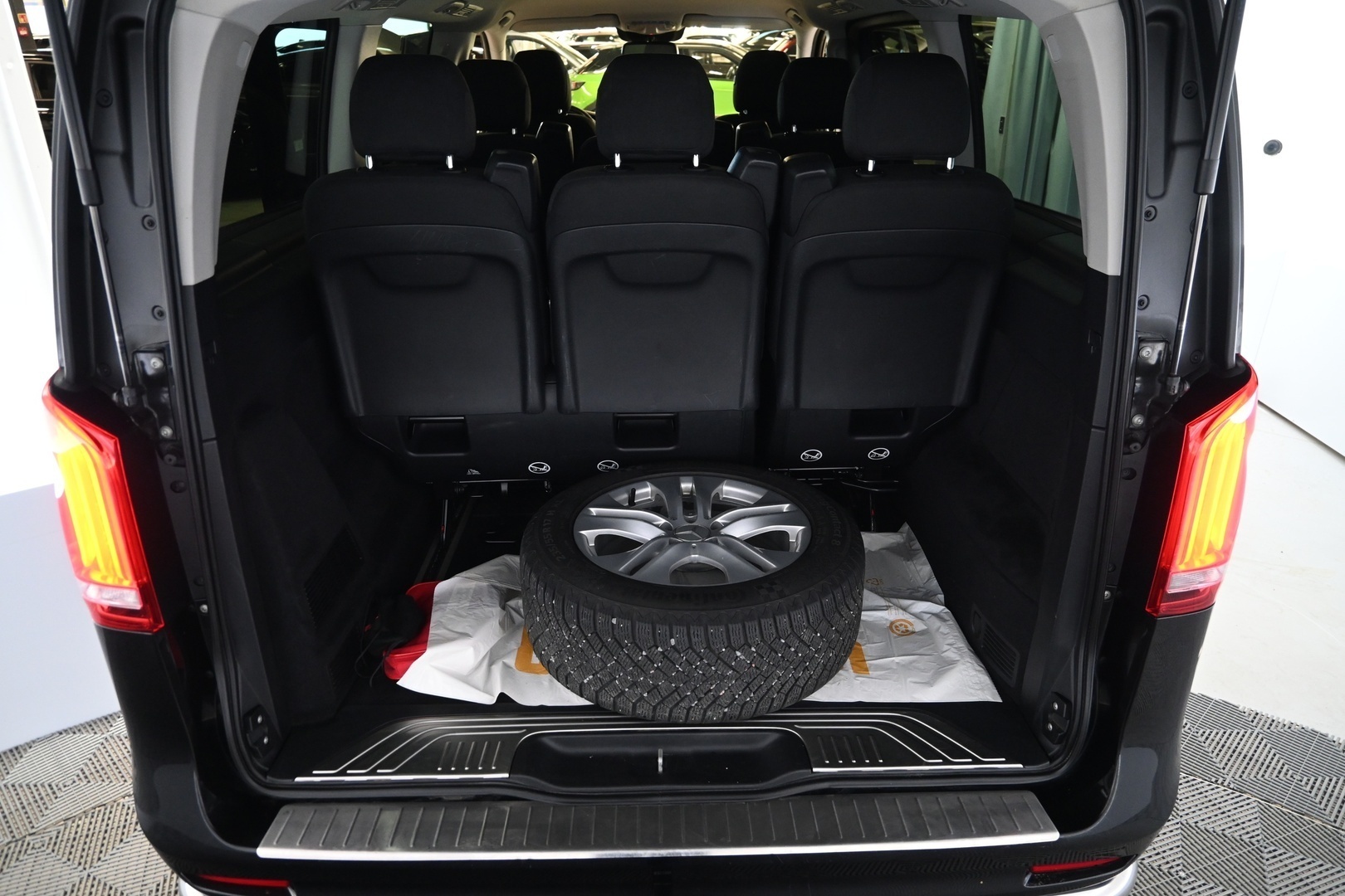 MERCEDES-BENZ V 2020