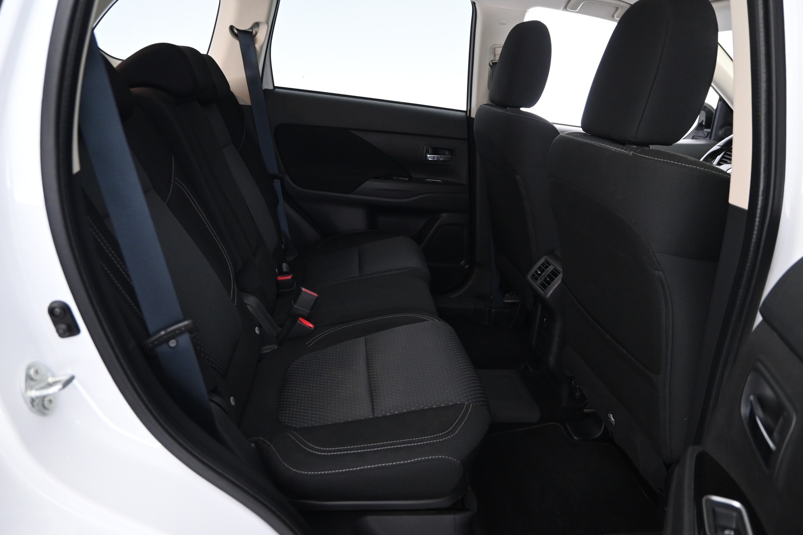 MITSUBISHI Outlander PHEV 2020