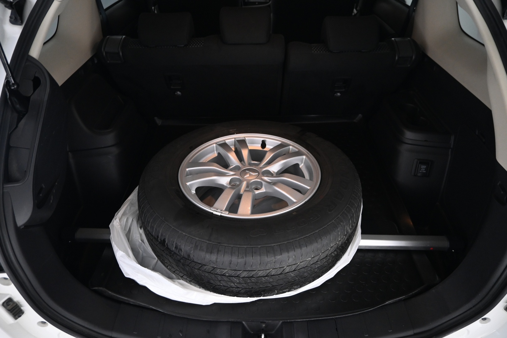 MITSUBISHI Outlander PHEV 2020