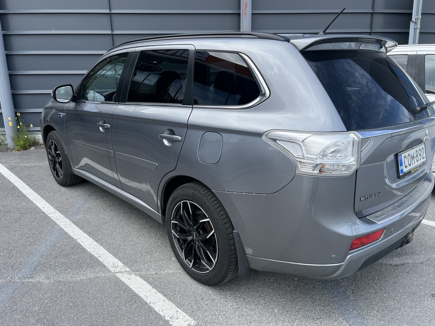 MITSUBISHI Outlander PHEV 2014