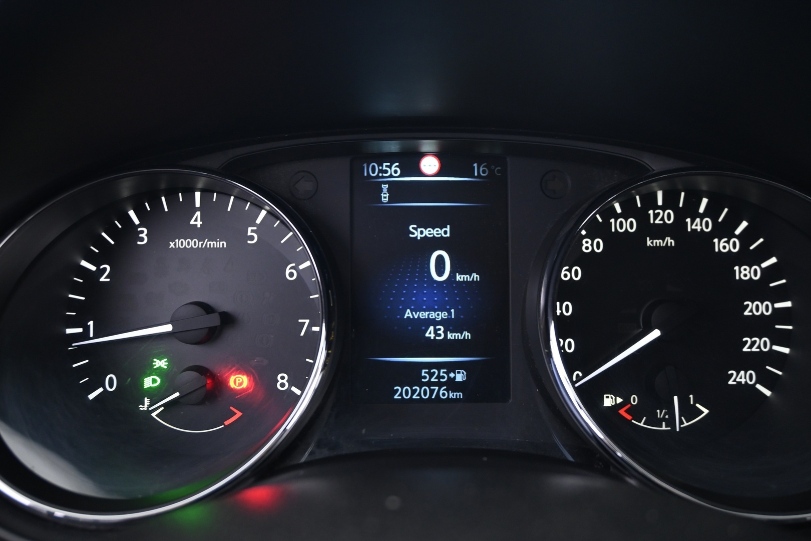 NISSAN Qashqai 2015