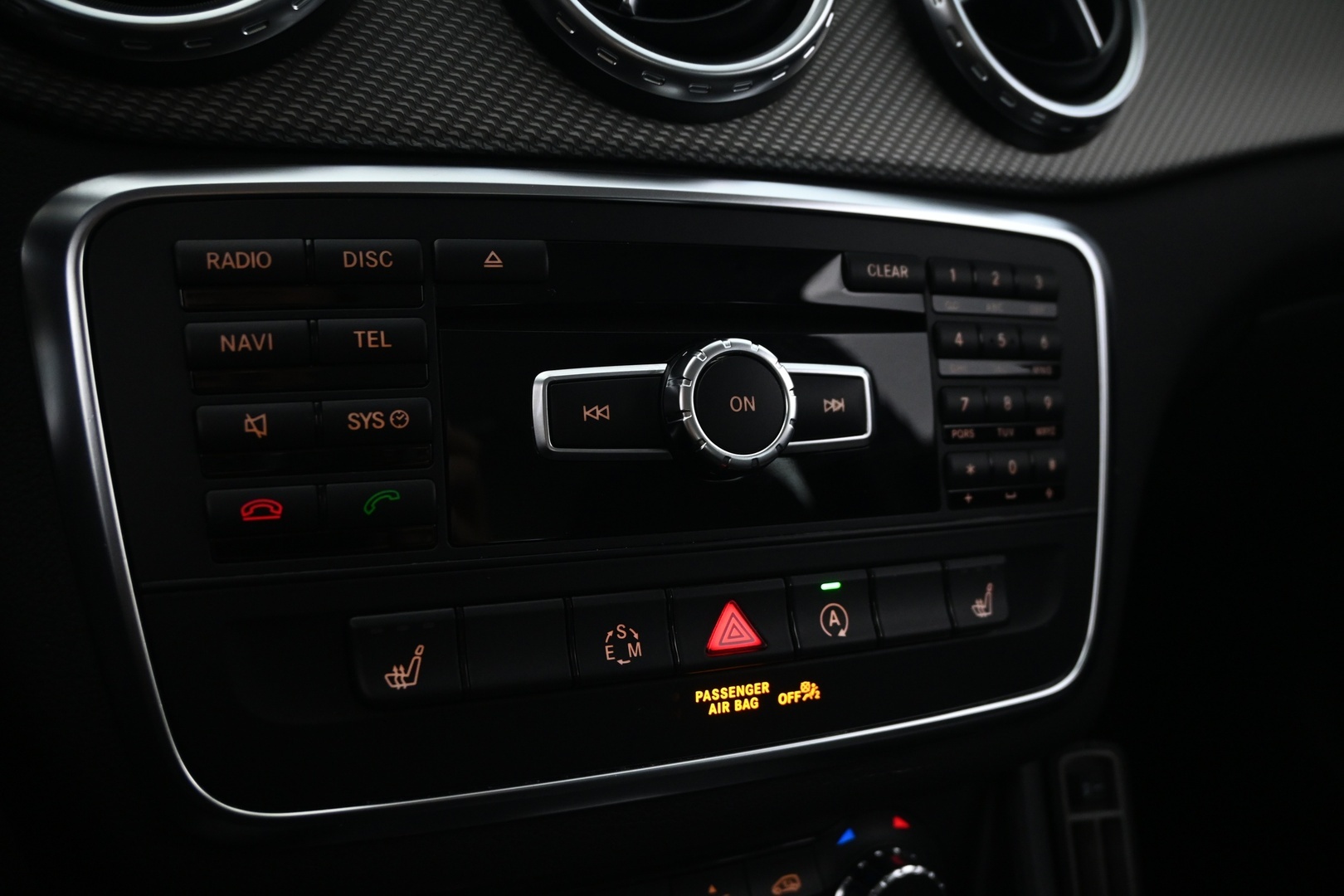 MERCEDES-BENZ GLA 2015