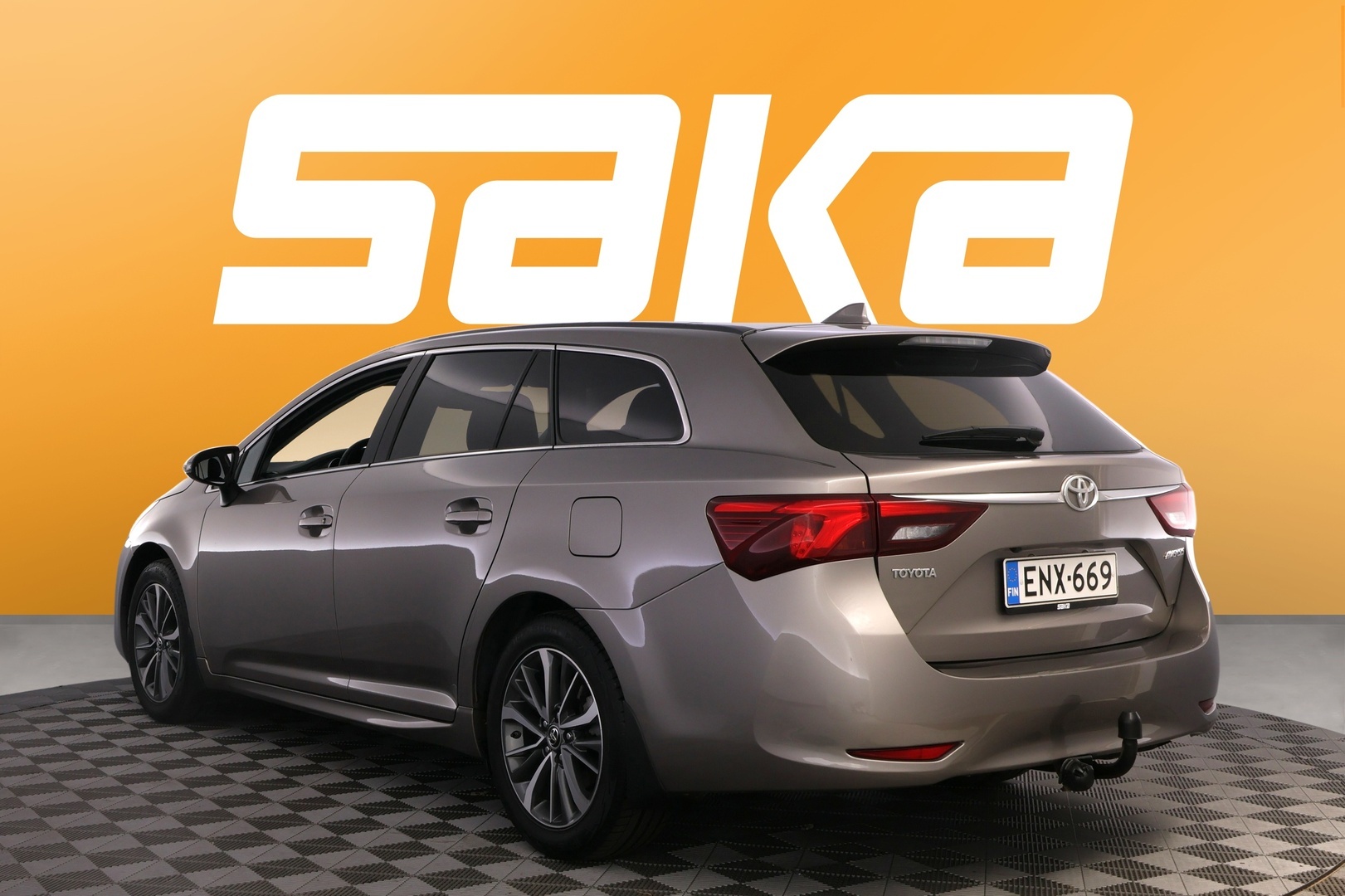 TOYOTA Avensis 2016