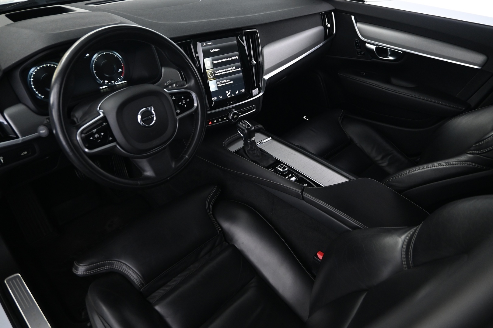 VOLVO V90 2017