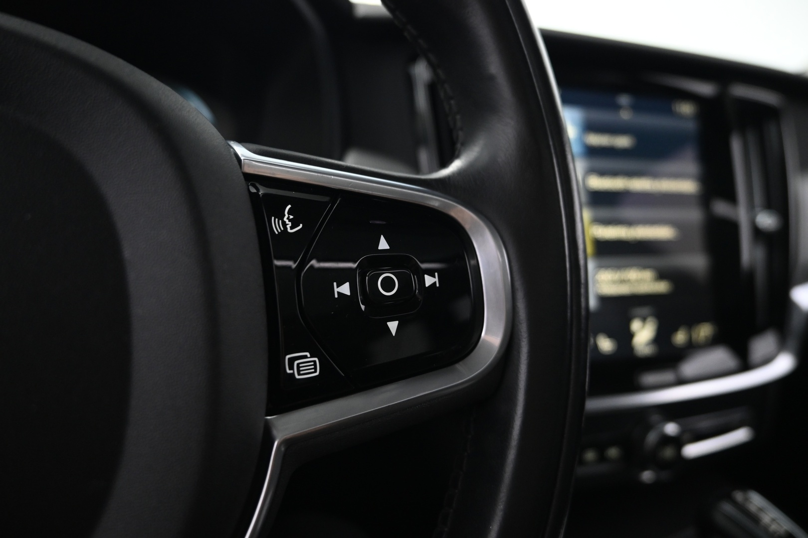 VOLVO V90 2017