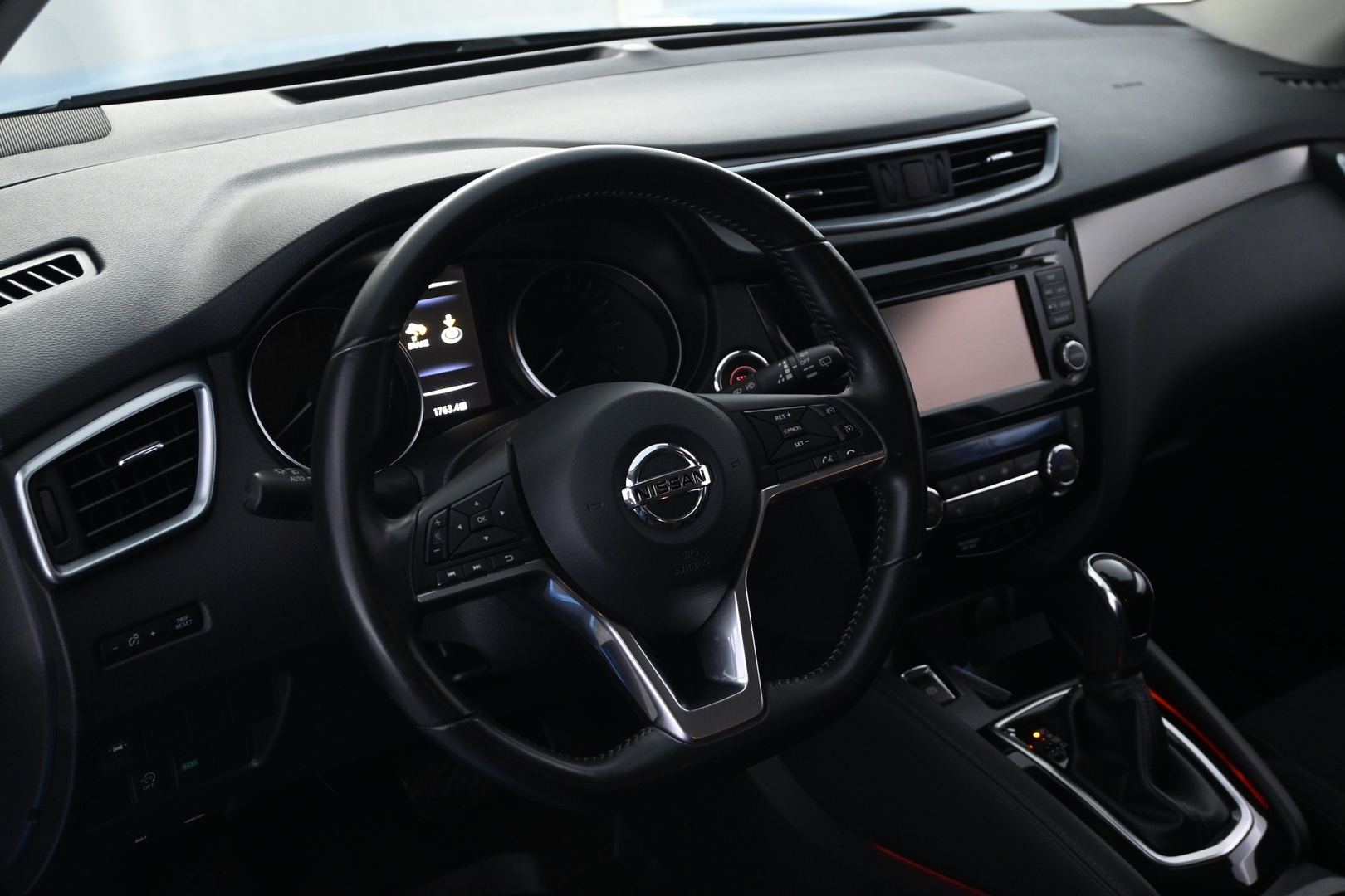 NISSAN Qashqai 2018