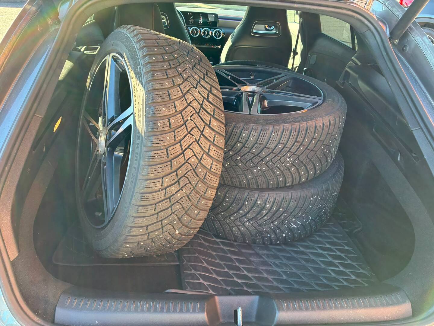 MERCEDES-BENZ CLA 2020