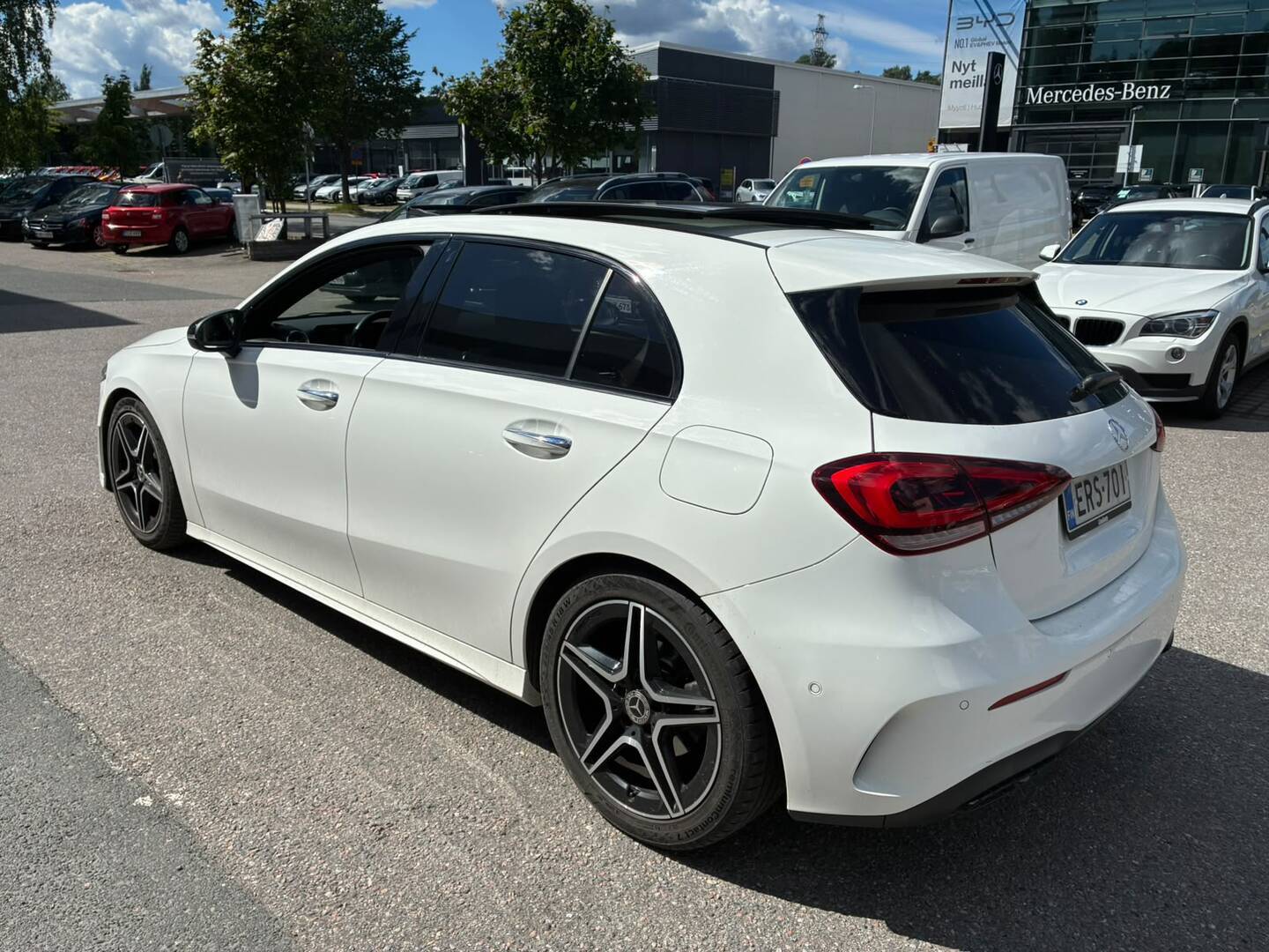 MERCEDES-BENZ A 2020