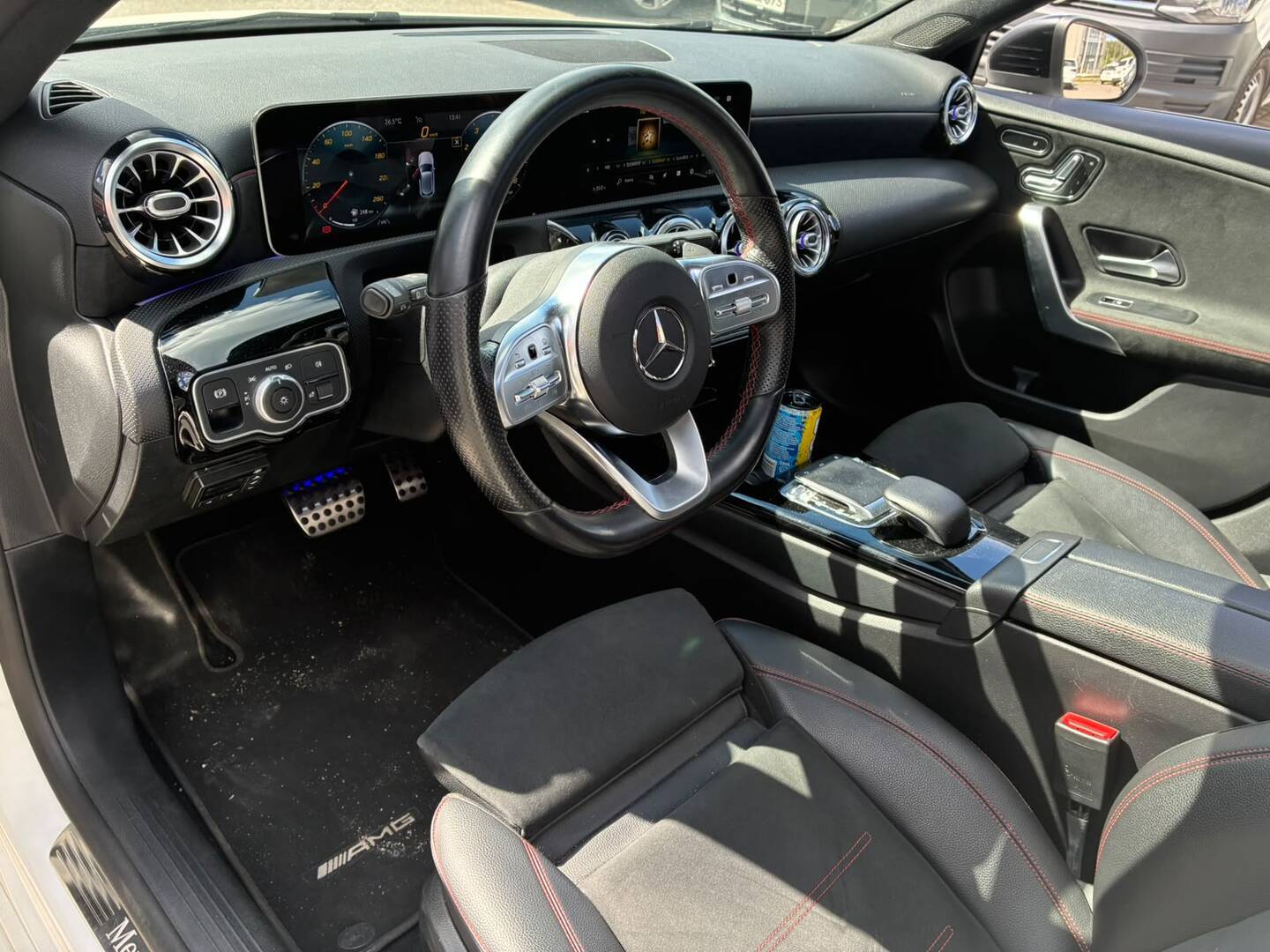 MERCEDES-BENZ A 2020