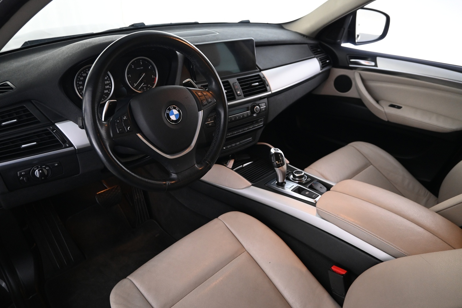 BMW X6 2012