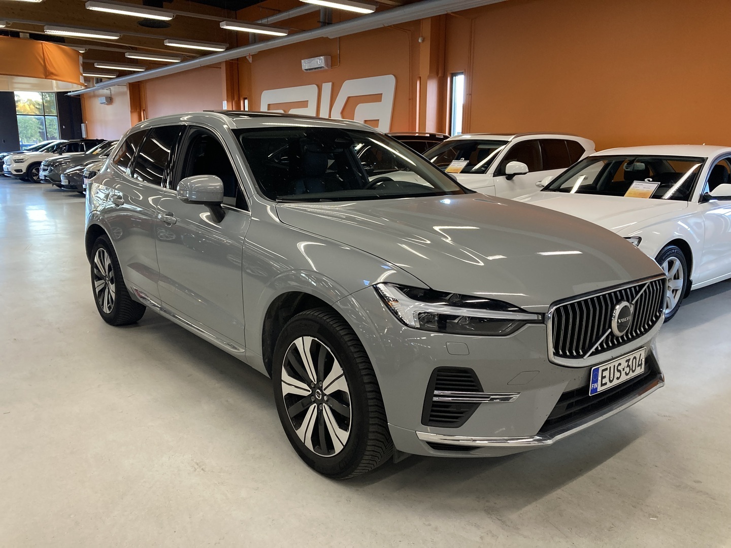 VOLVO XC60 2024