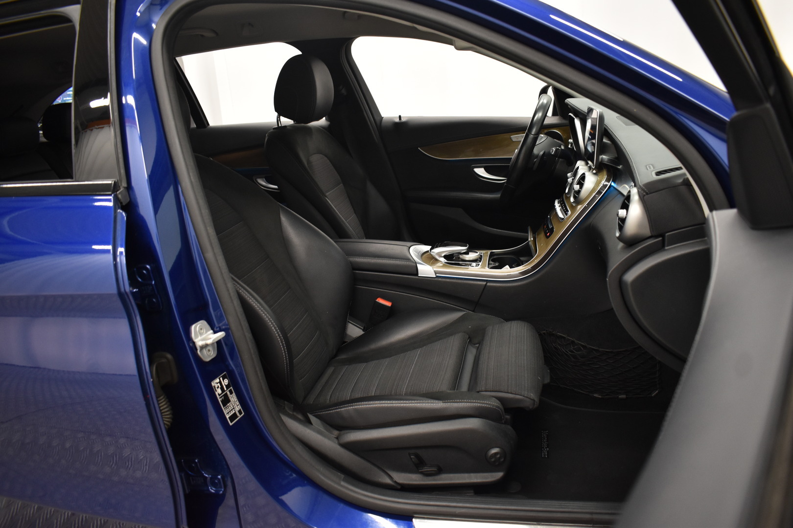 MERCEDES-BENZ C 2015