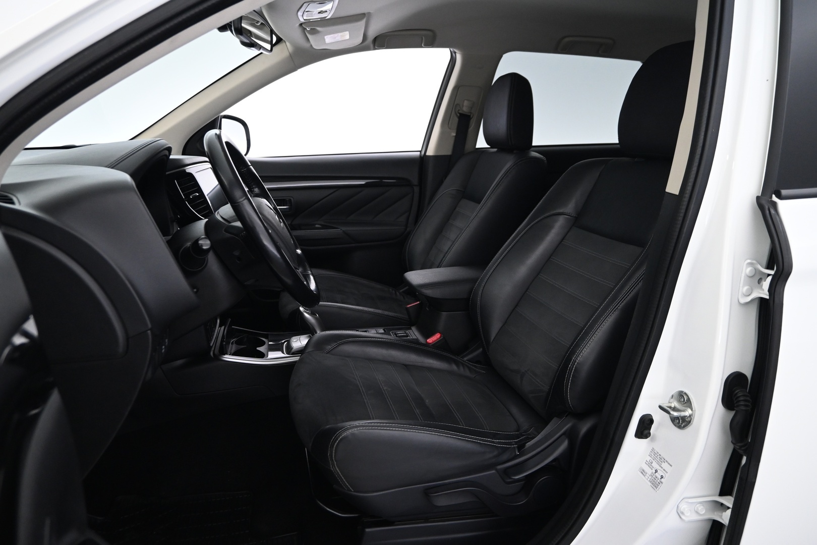 MITSUBISHI OUTLANDER PHEV 2017