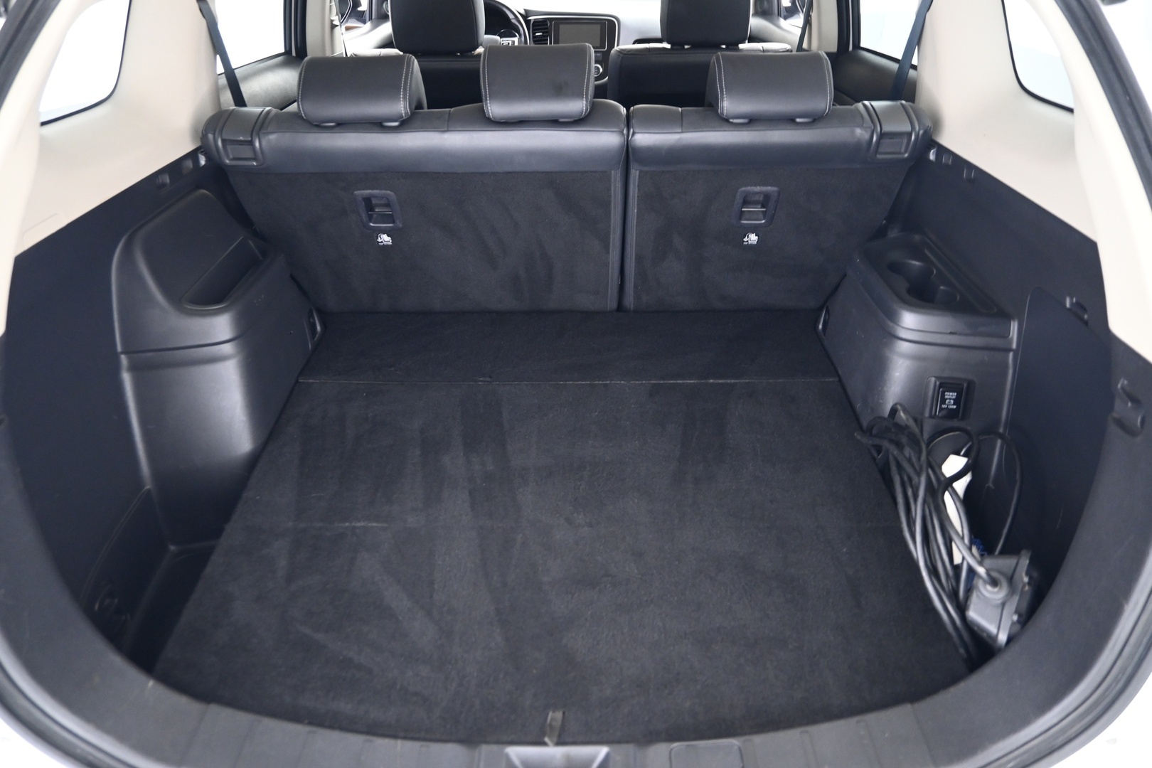 MITSUBISHI OUTLANDER PHEV 2017