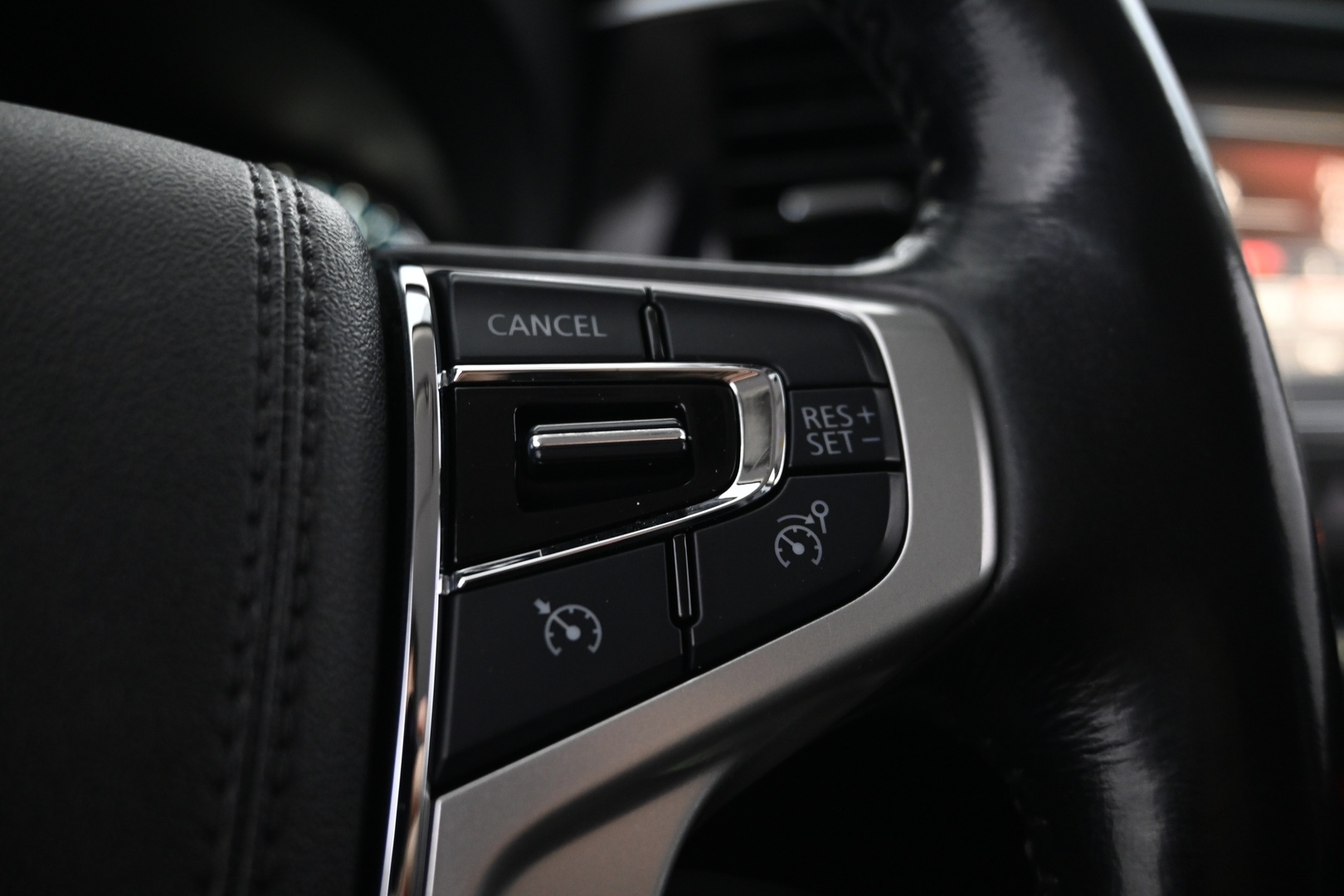 MITSUBISHI OUTLANDER PHEV 2017