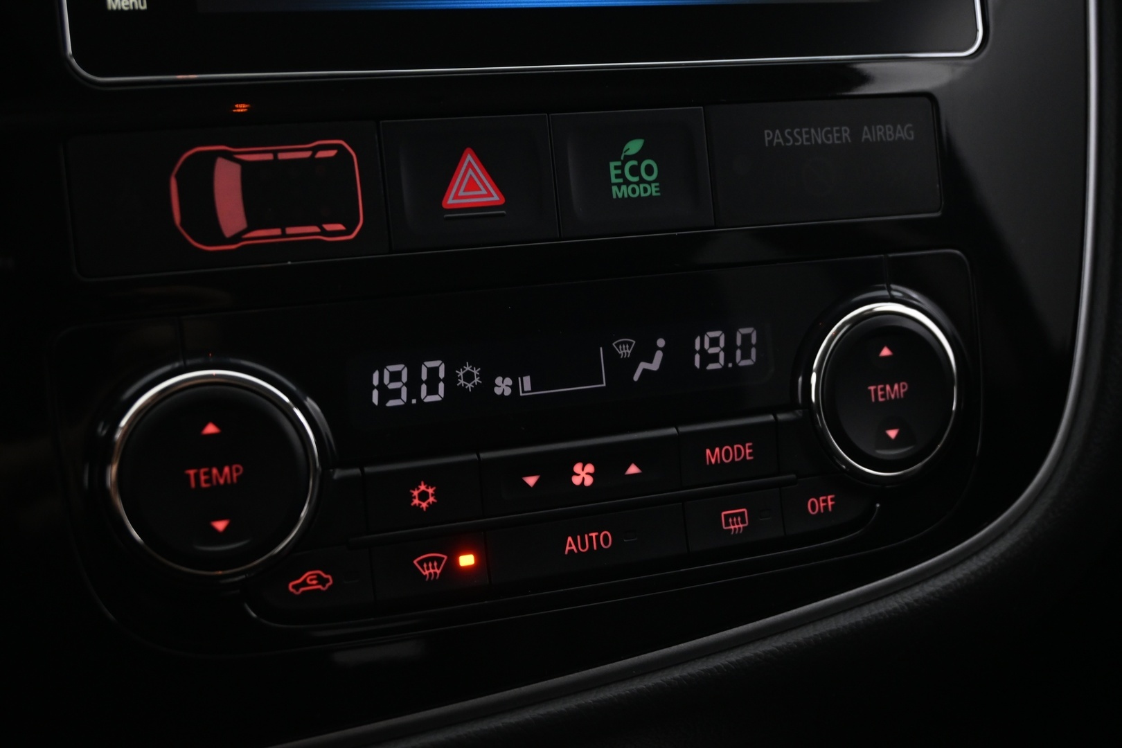 MITSUBISHI OUTLANDER PHEV 2017